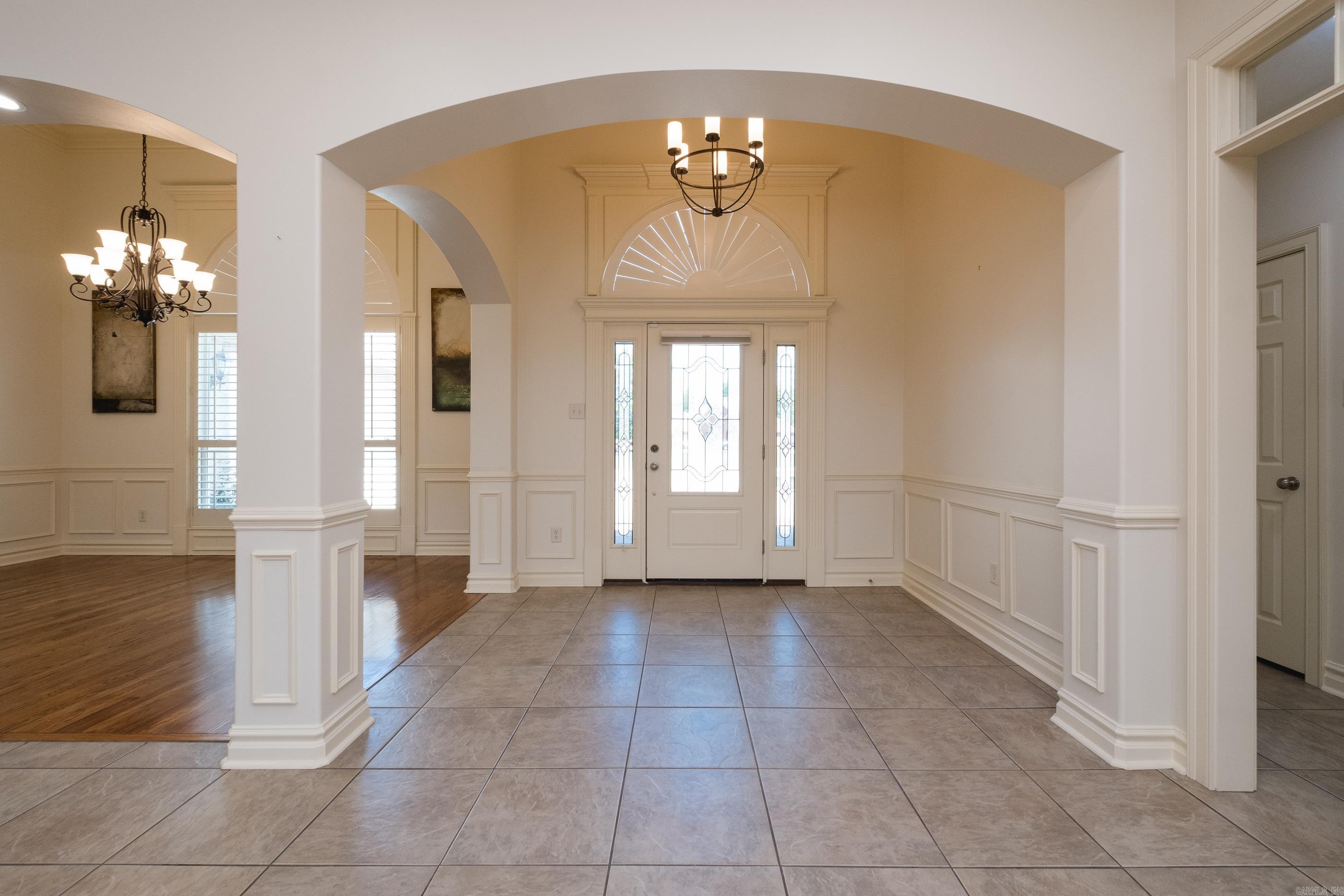 COUNTRY CLUB OF ARK THE - Residential