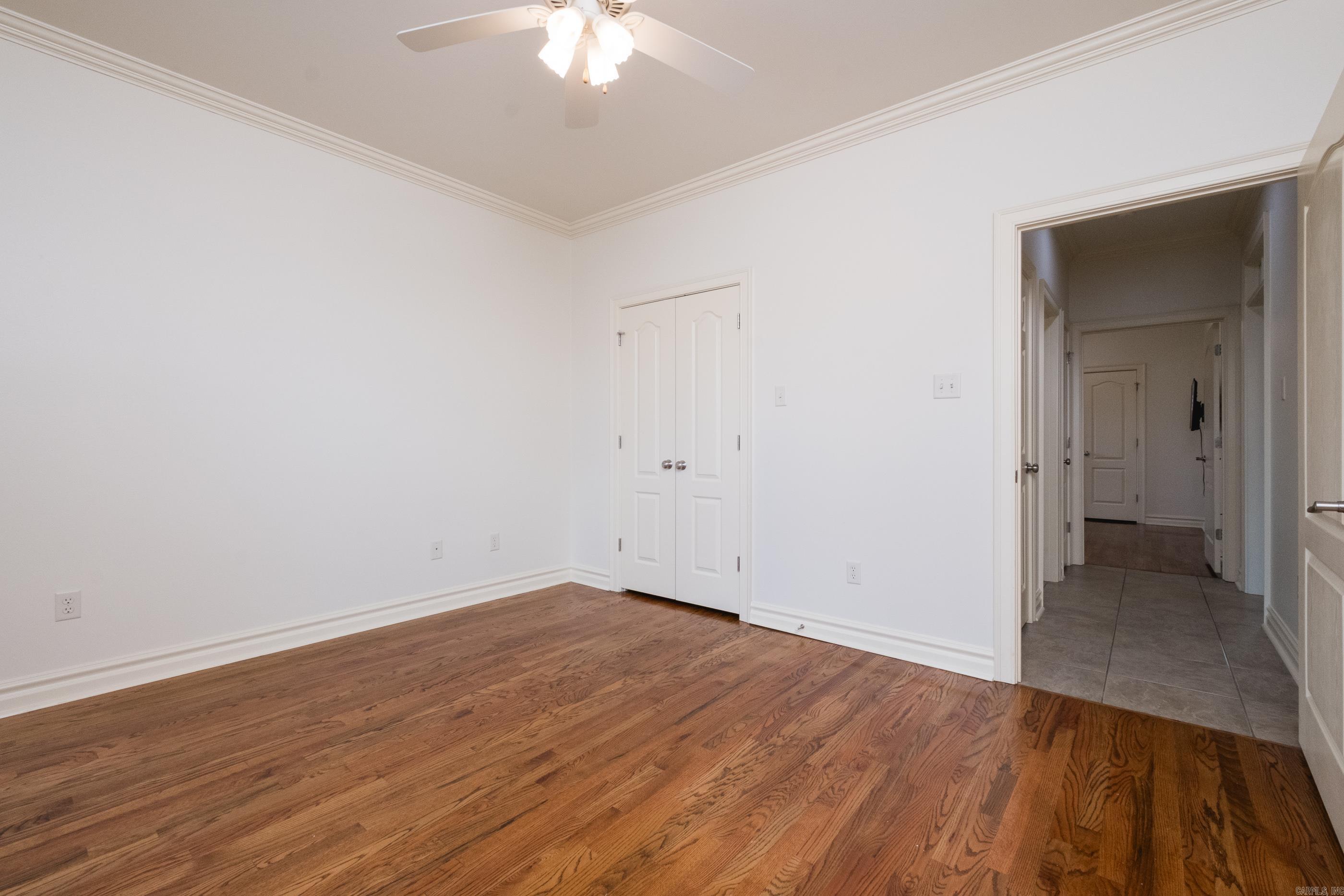 COUNTRY CLUB OF ARK THE - Residential