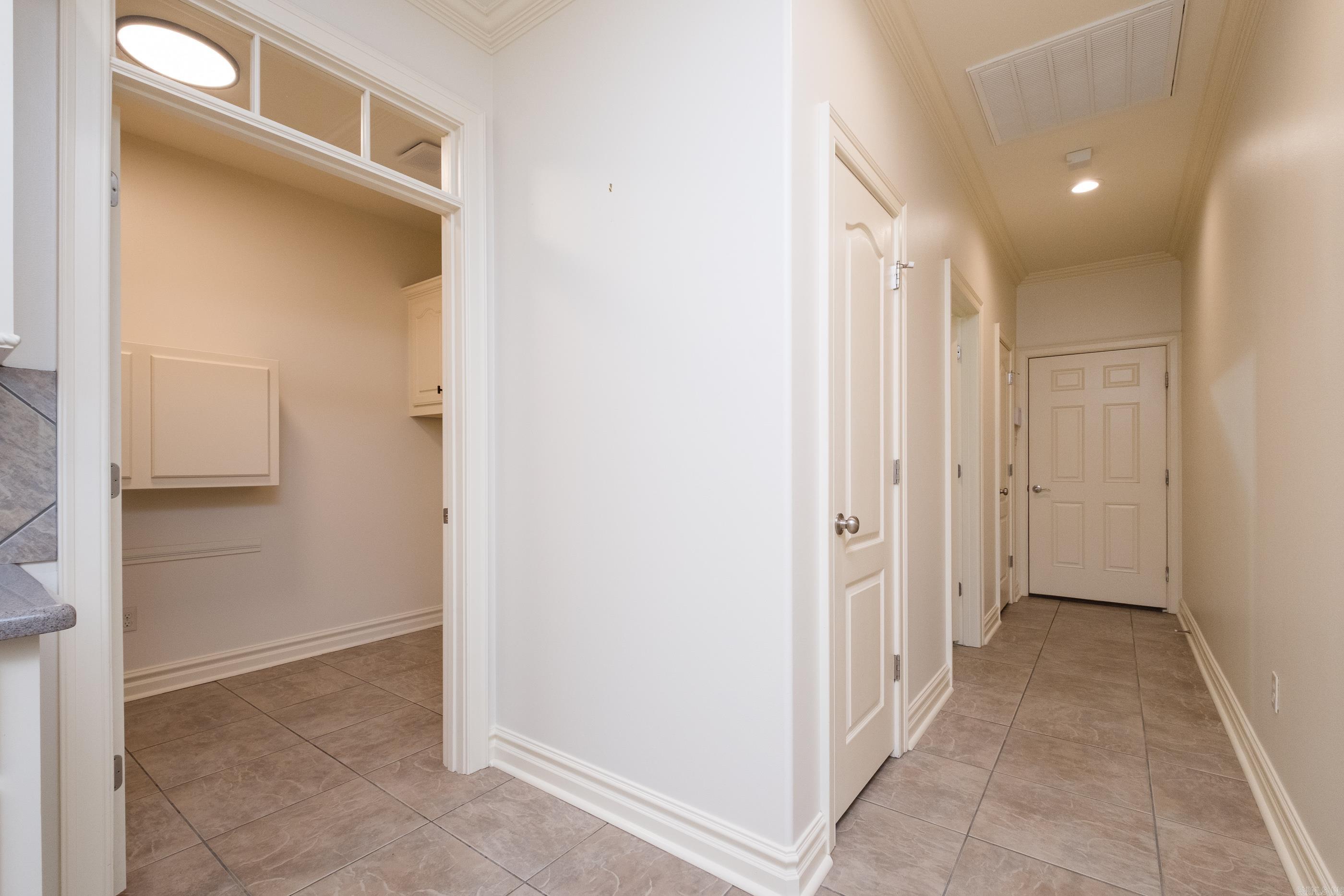 COUNTRY CLUB OF ARK THE - Residential