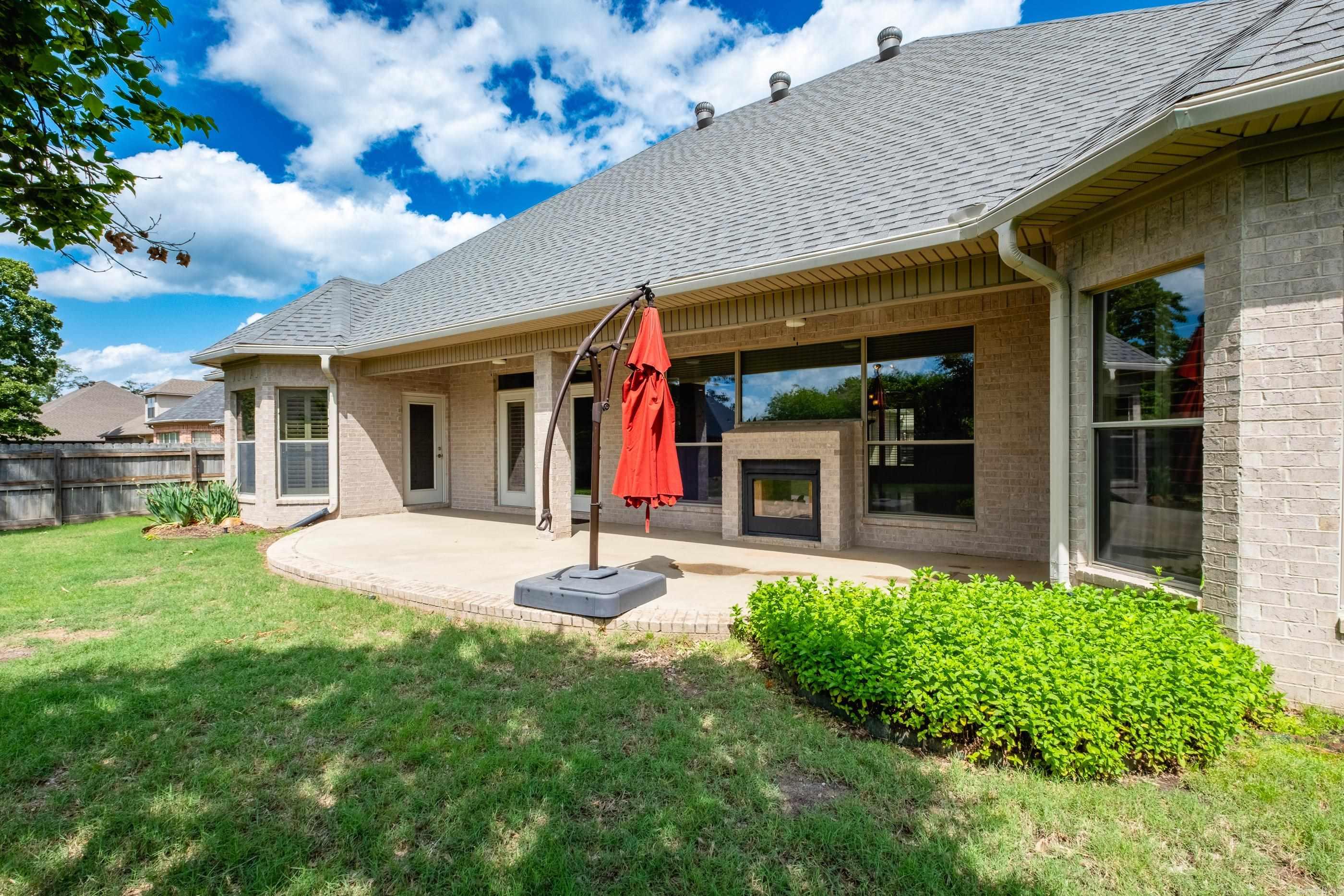 COUNTRY CLUB OF ARK THE - Residential