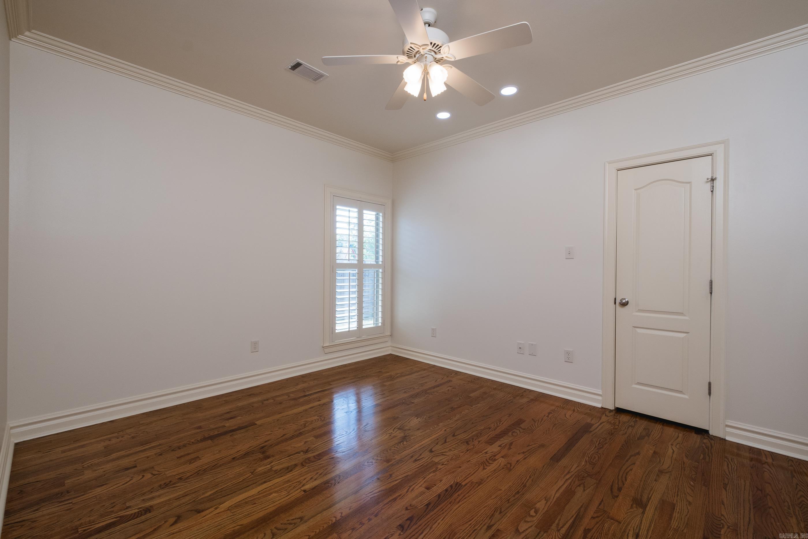 COUNTRY CLUB OF ARK THE - Residential