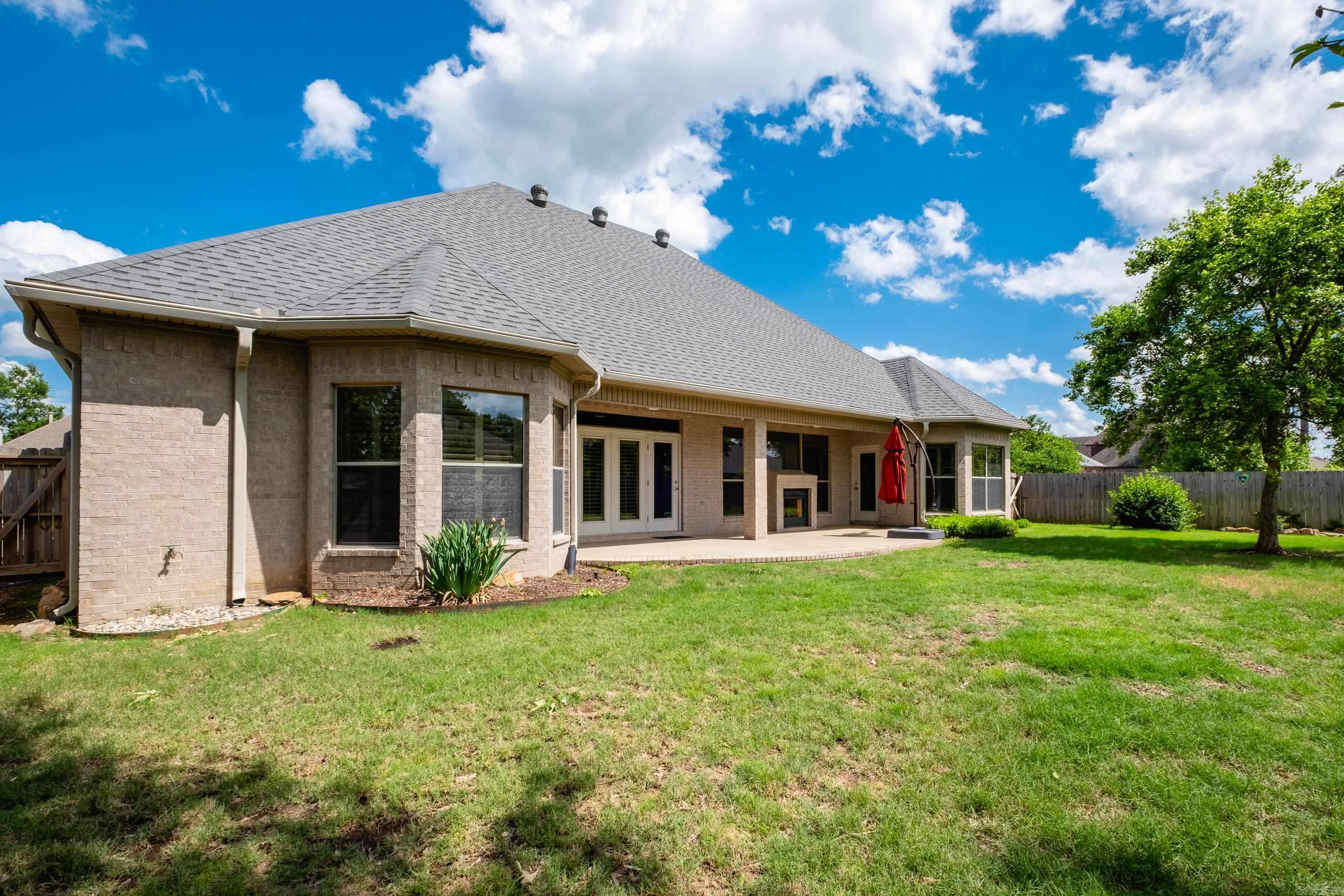 COUNTRY CLUB OF ARK THE - Residential