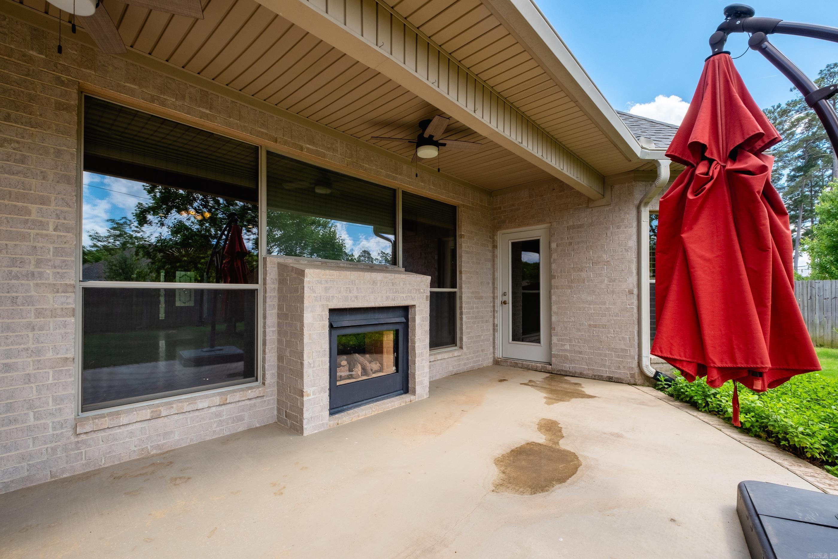 COUNTRY CLUB OF ARK THE - Residential