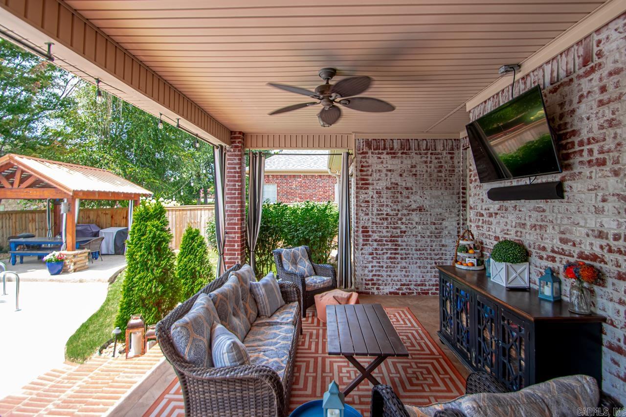 WESTPOINTE NORTH - Residential