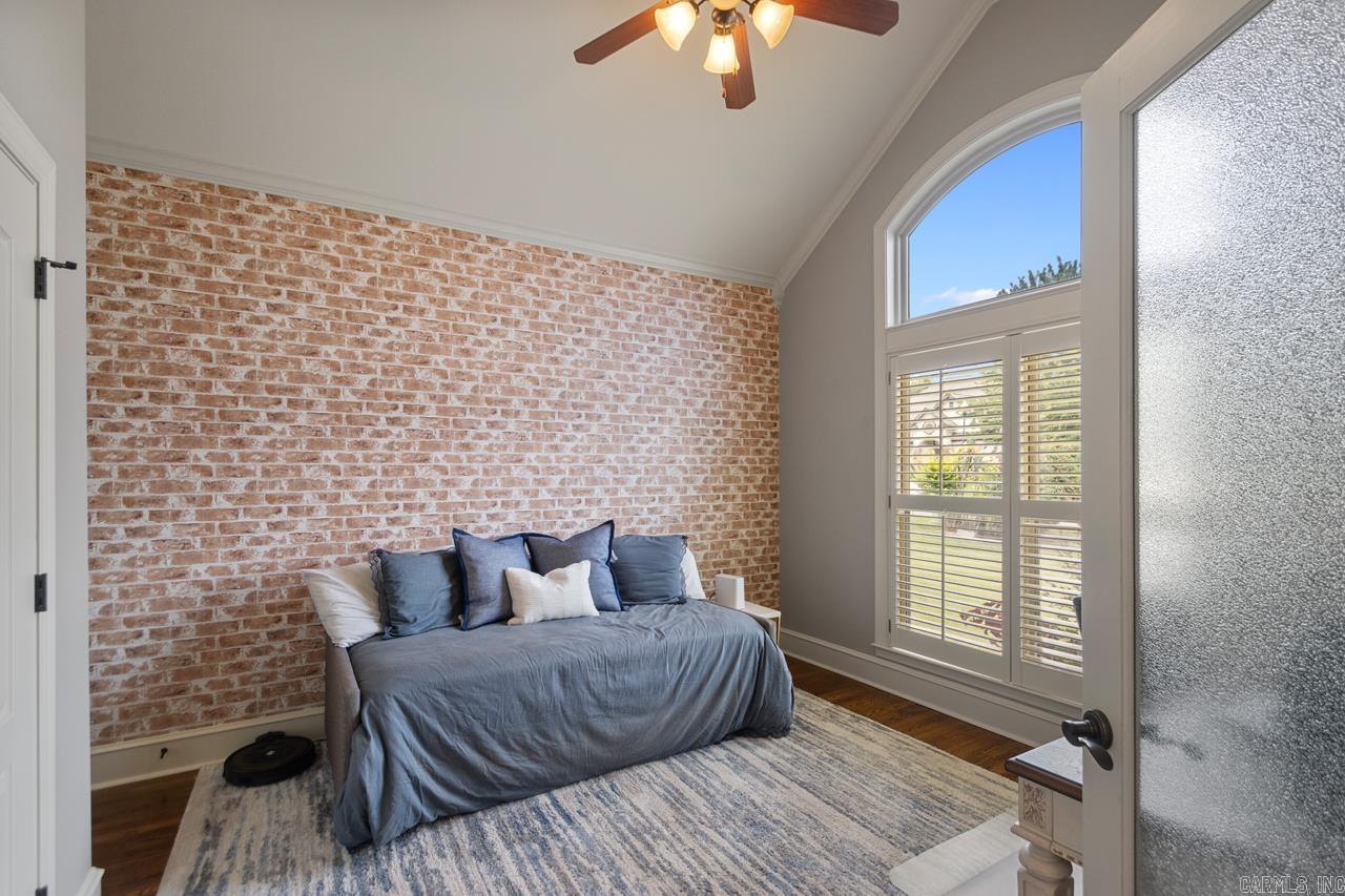 WESTPOINTE NORTH - Residential