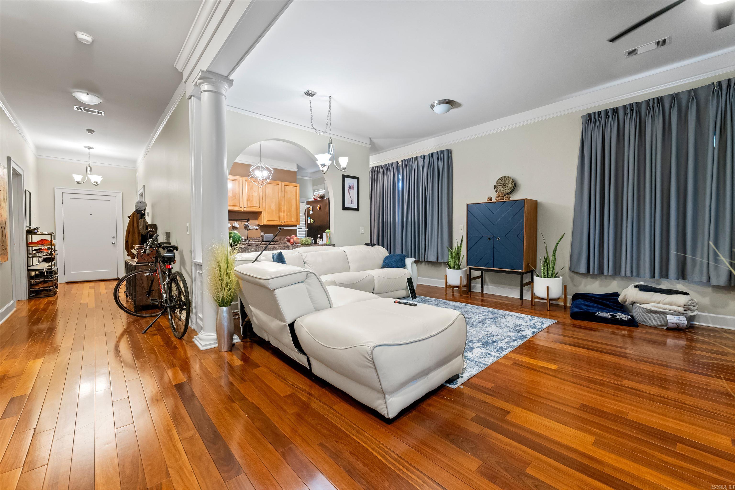 THE CAROLINE HPR - Residential