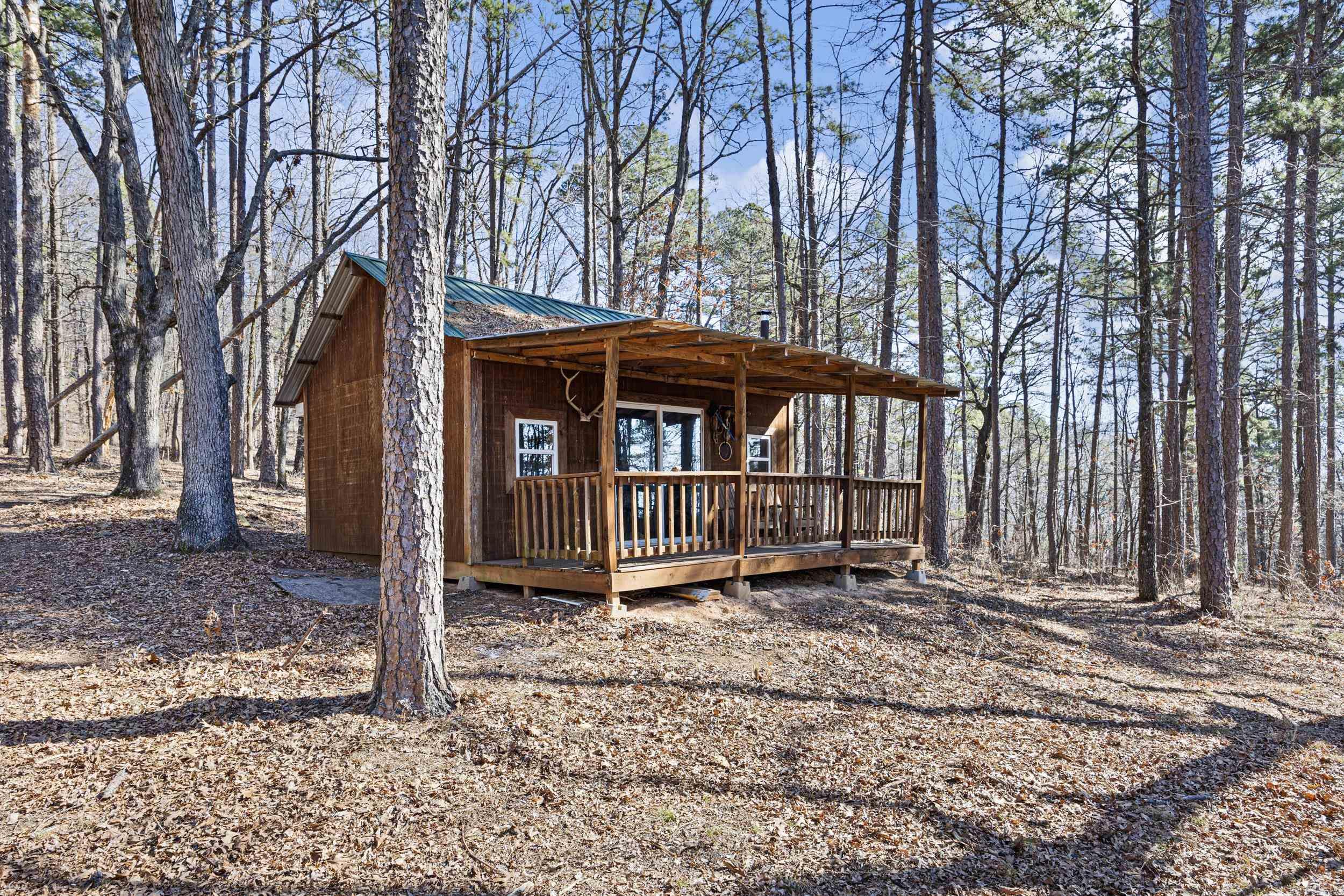 Metes & Bounds - Land