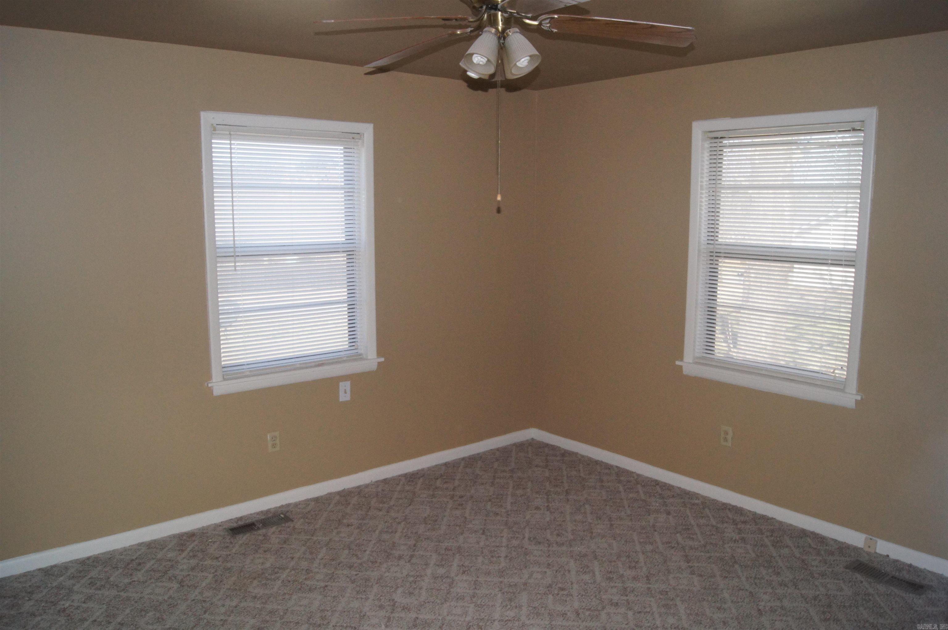 College - Residential Lease