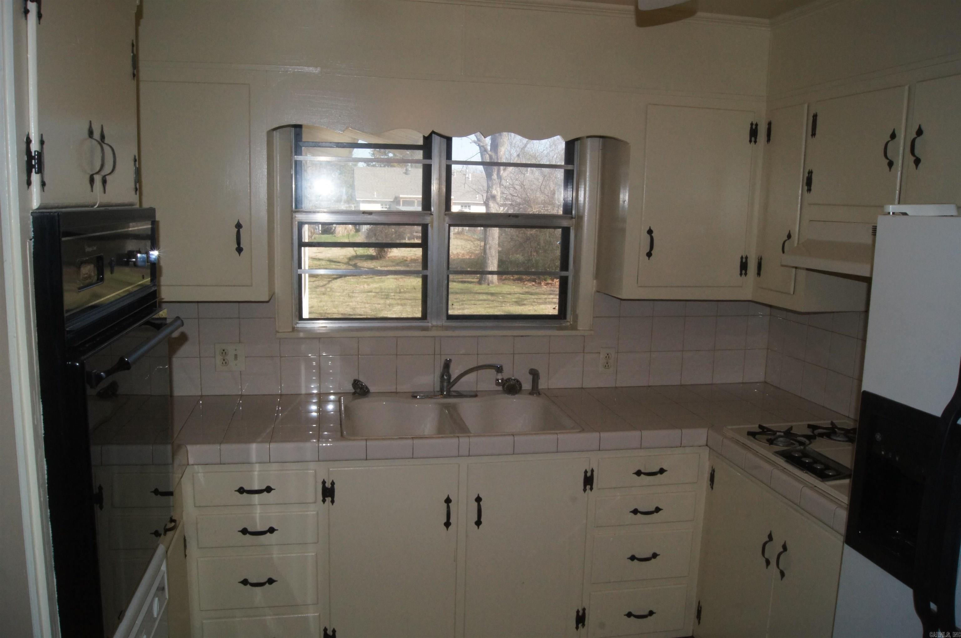 College - Residential Lease