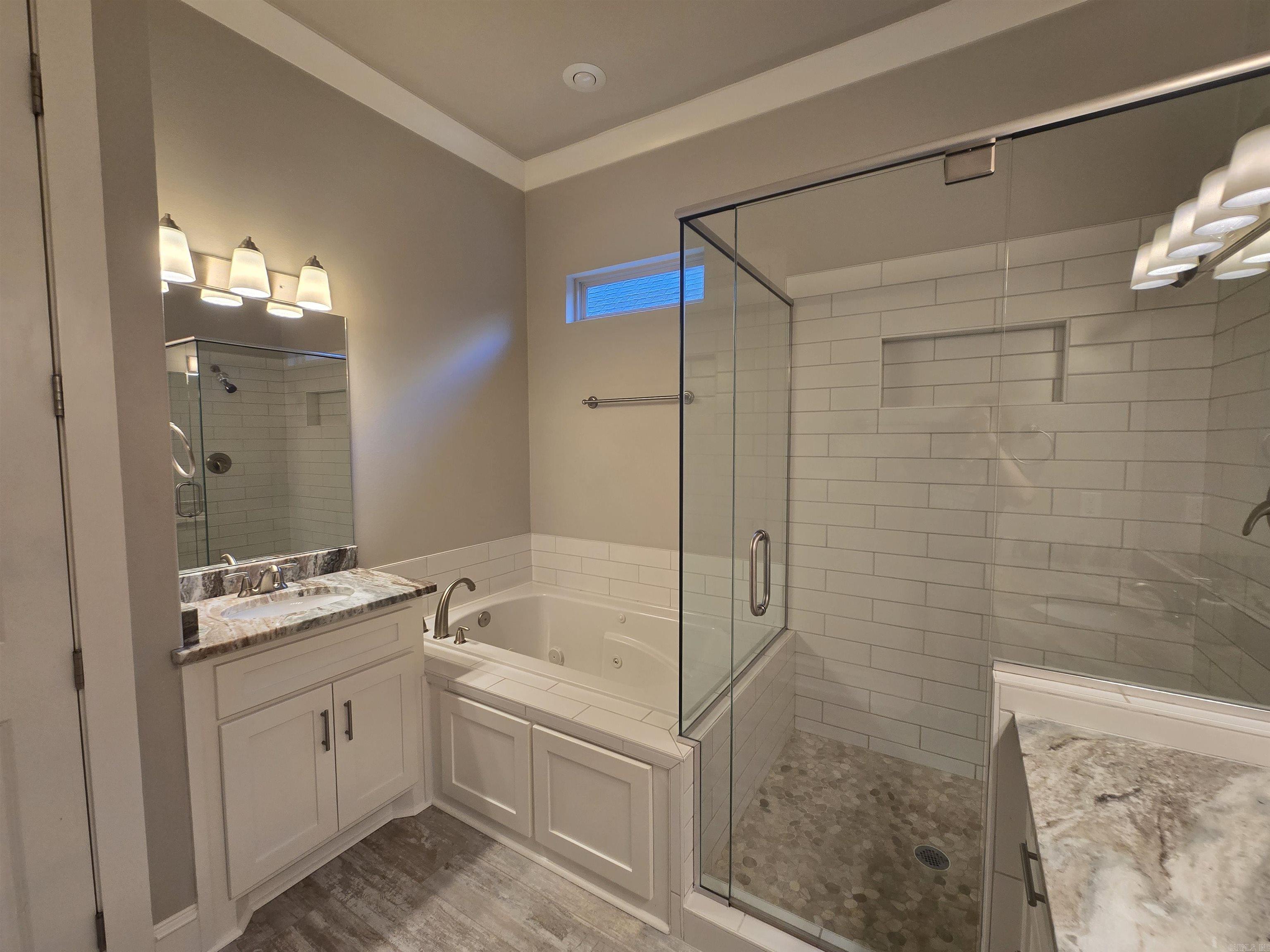 BELLA ROSA - Residential