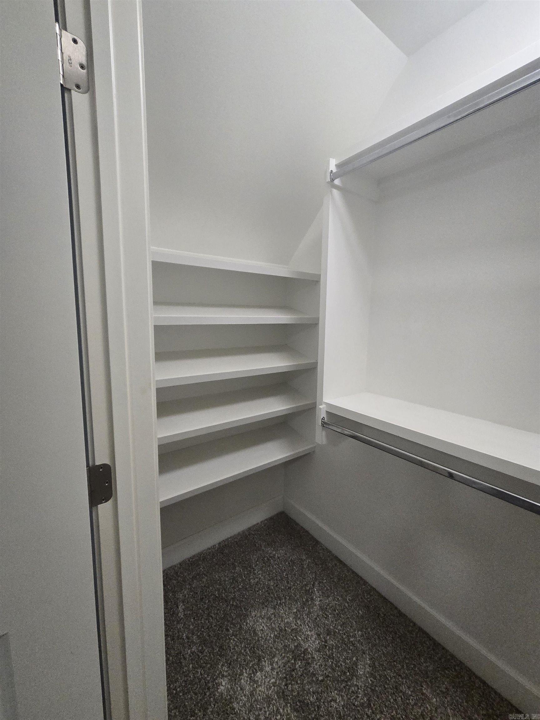 BELLA ROSA - Residential