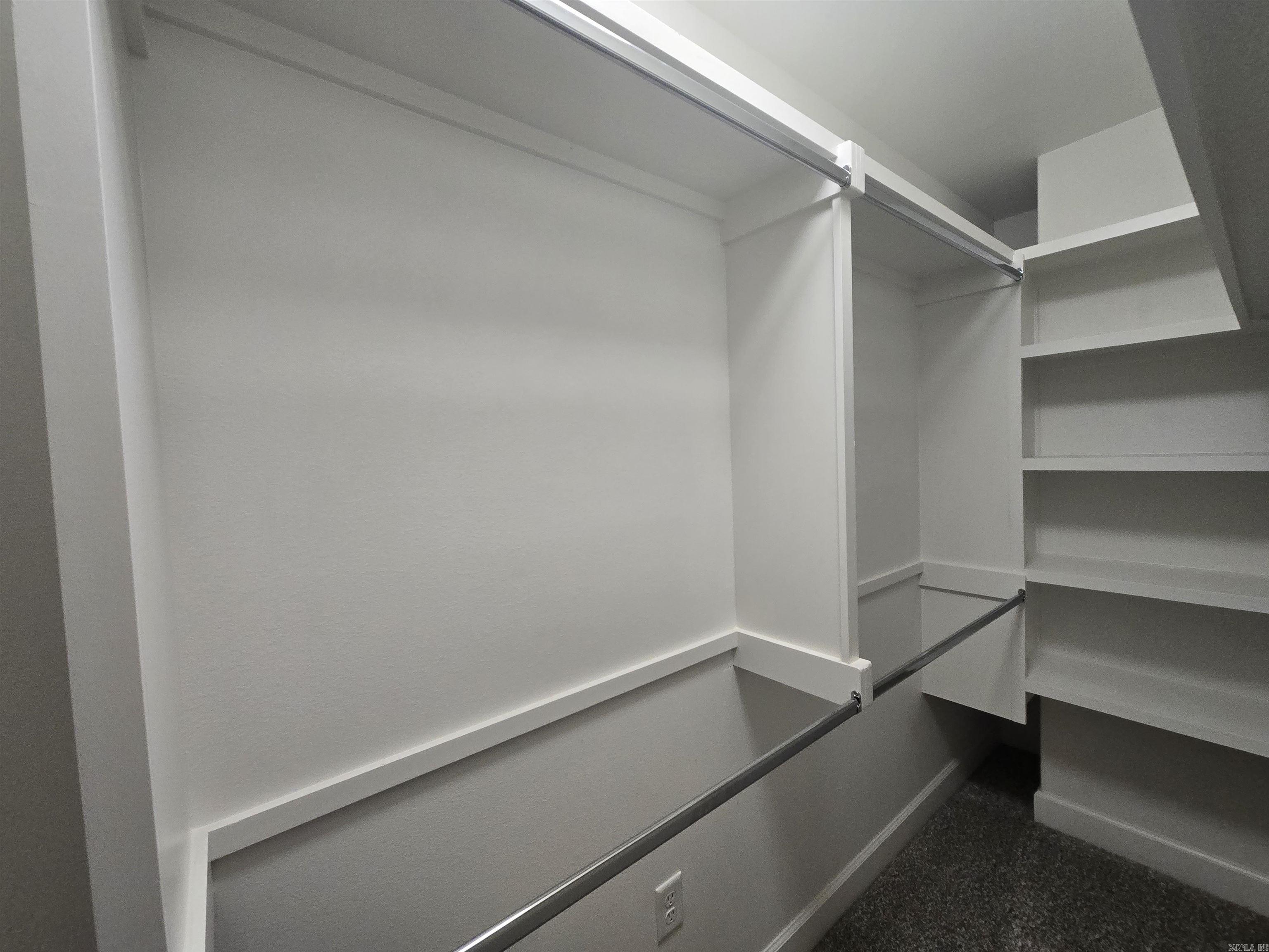 BELLA ROSA - Residential