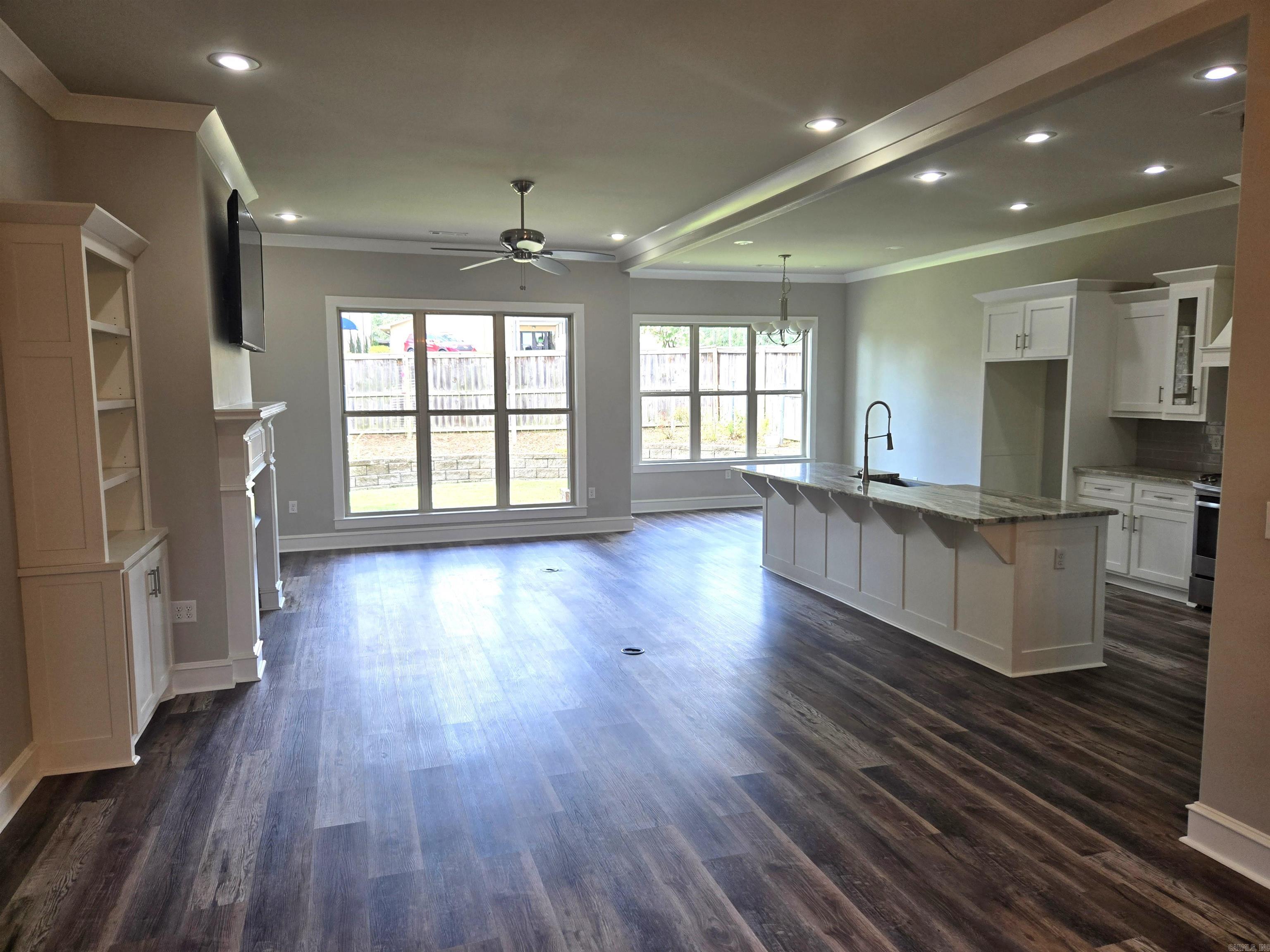 BELLA ROSA - Residential