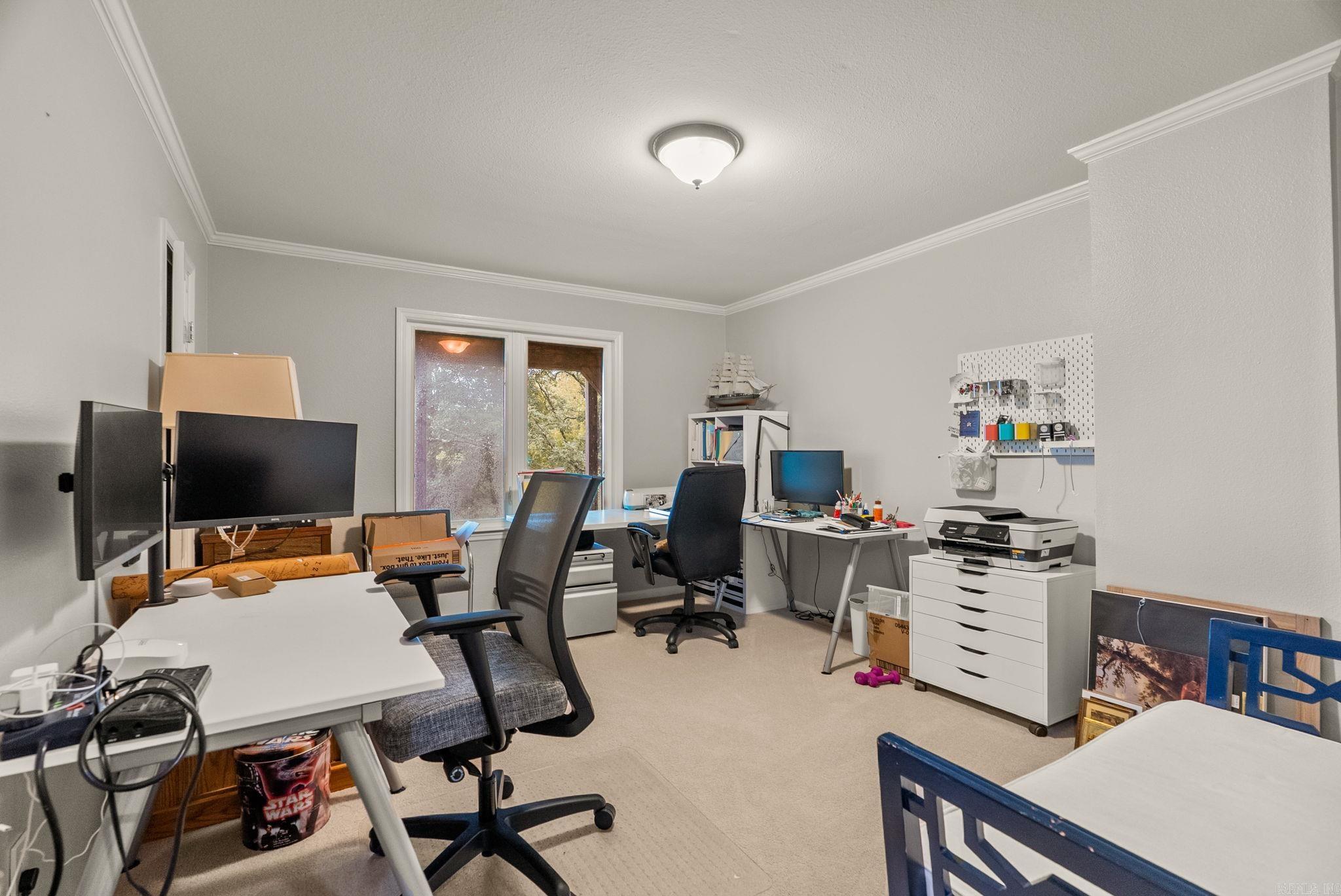 RIVERVIEW MANOR - Residential