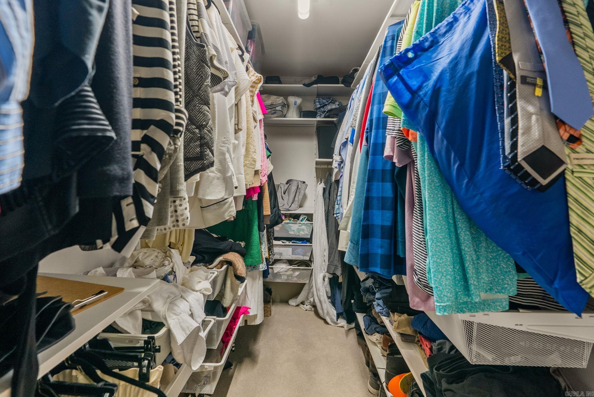 RIVERVIEW MANOR - Residential