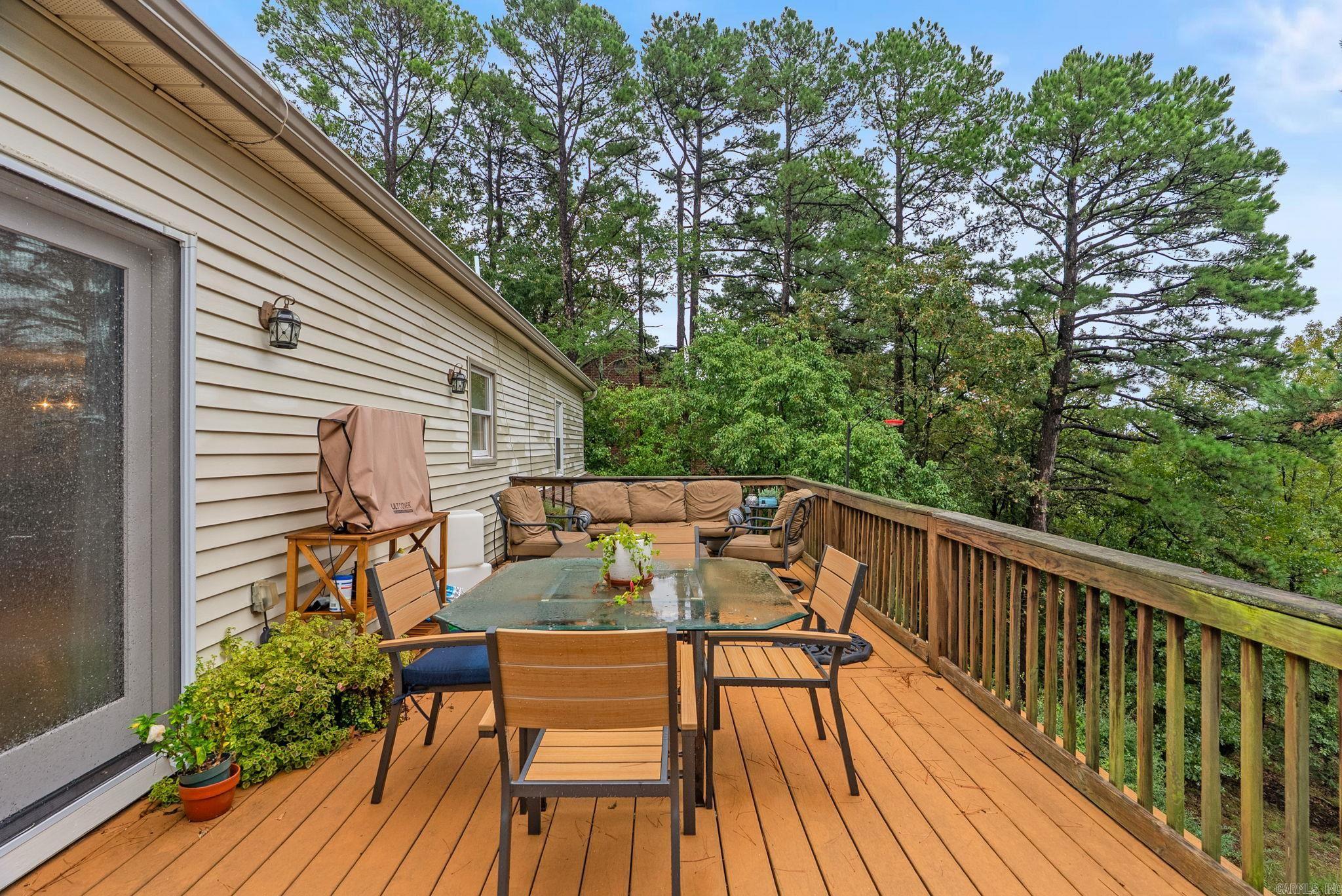 RIVERVIEW MANOR - Residential