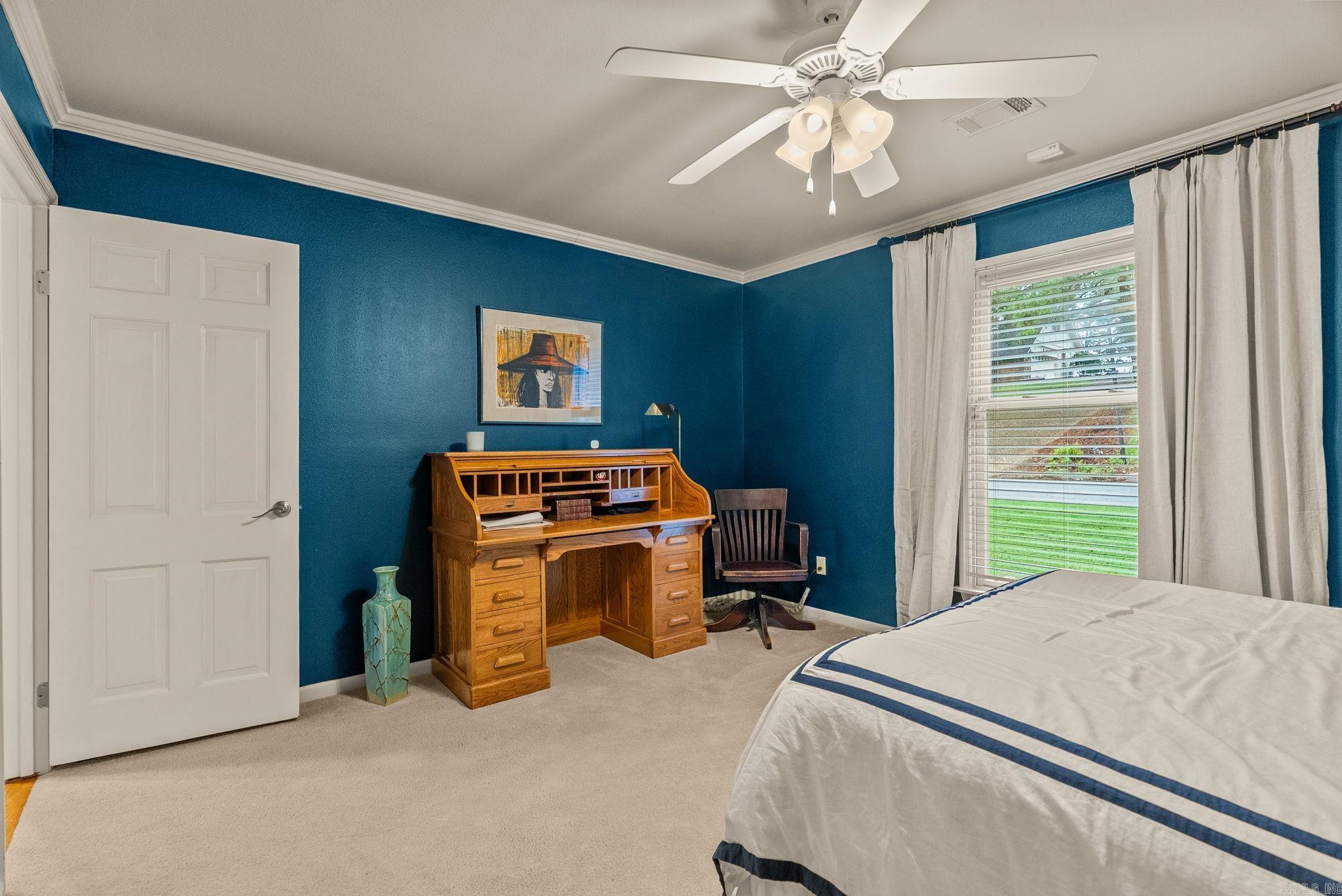 RIVERVIEW MANOR - Residential