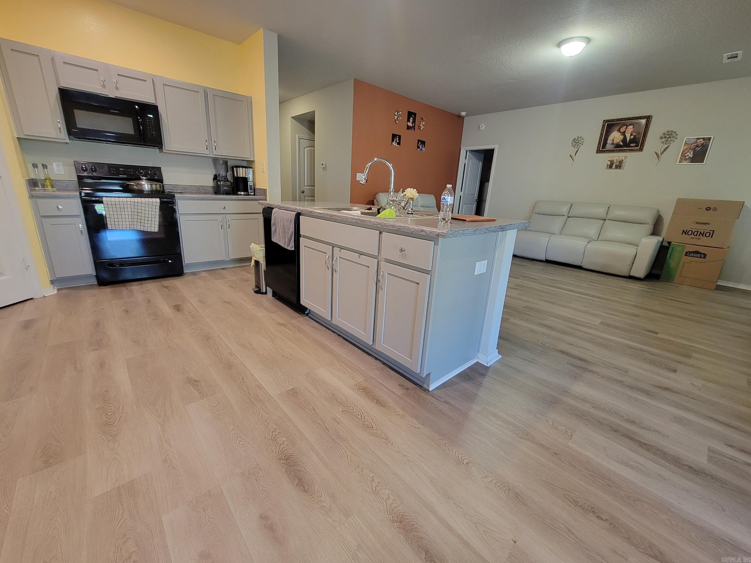 HOMESTEAD AT THE GAP PH 6 - Residential