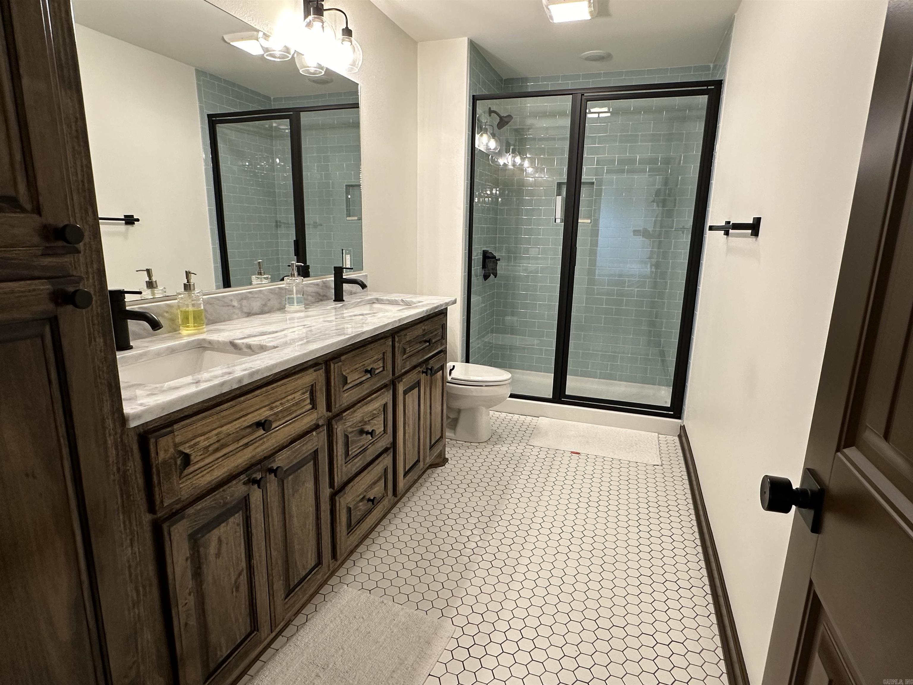 Macarthur Place Original - Residential Lease