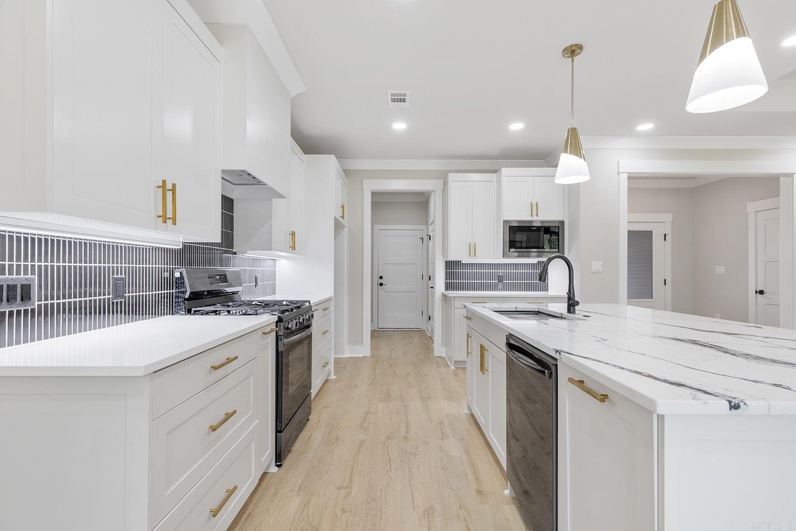WINDRIDGE ESTATES PHASE 1 - Residential