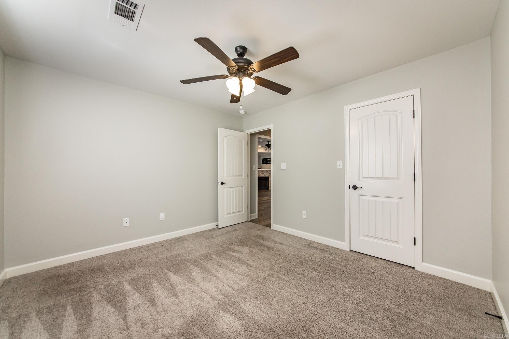 JAXON TERRACE - Residential