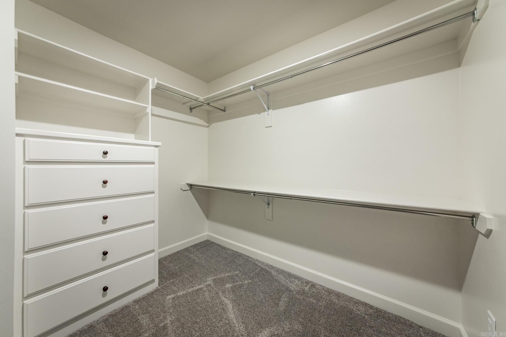 JAXON TERRACE - Residential