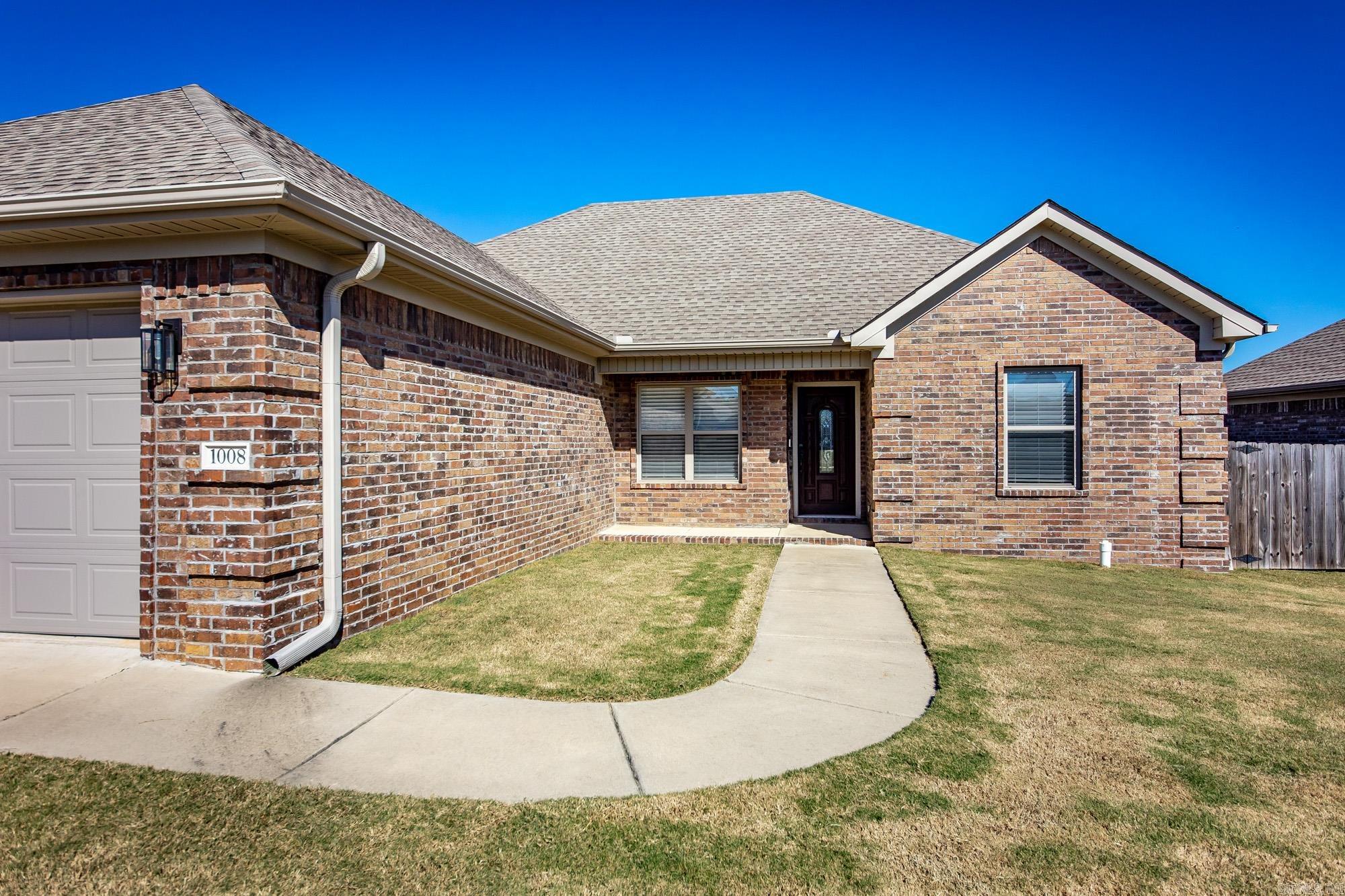 JAXON TERRACE - Residential