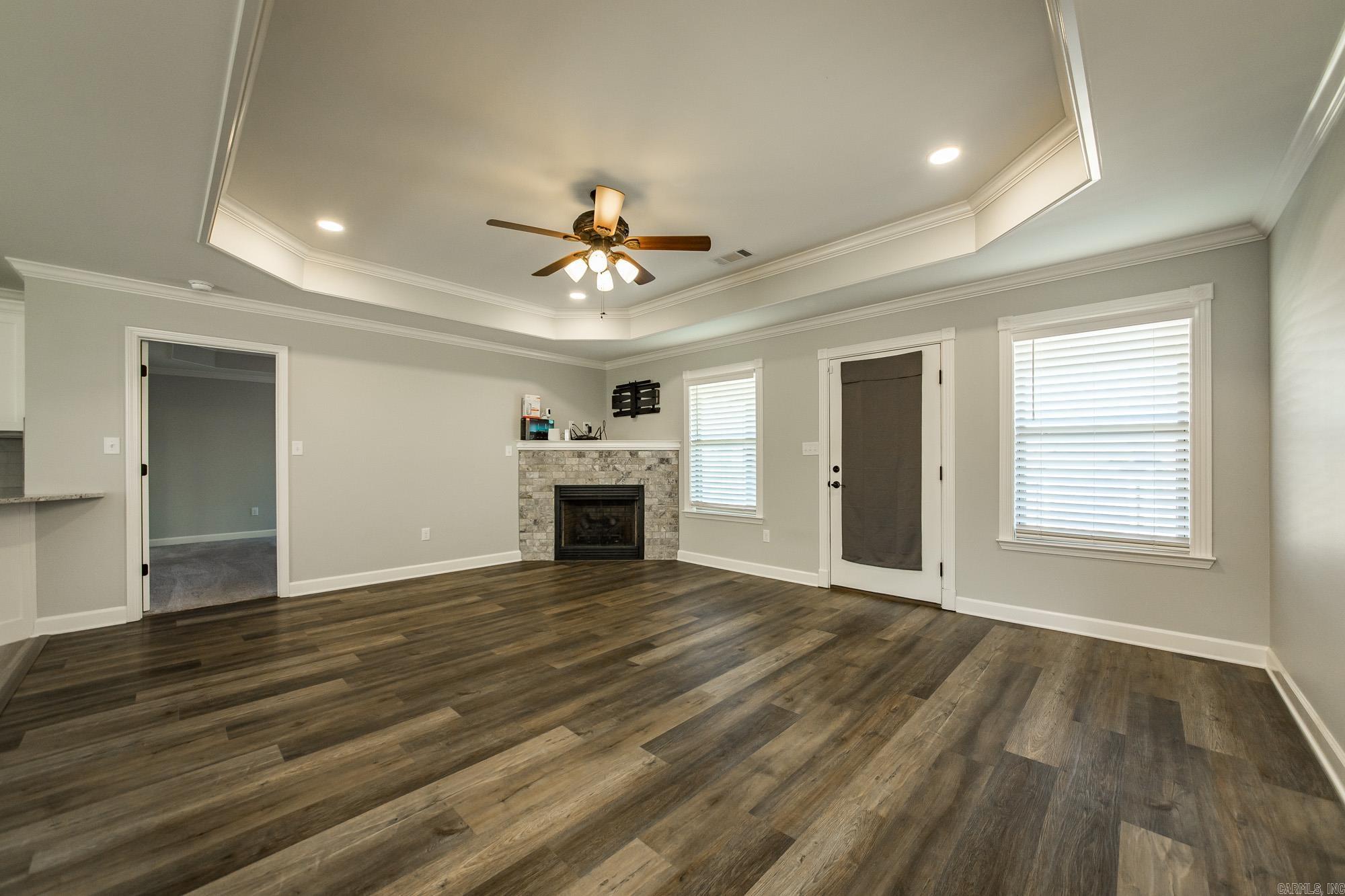 JAXON TERRACE - Residential