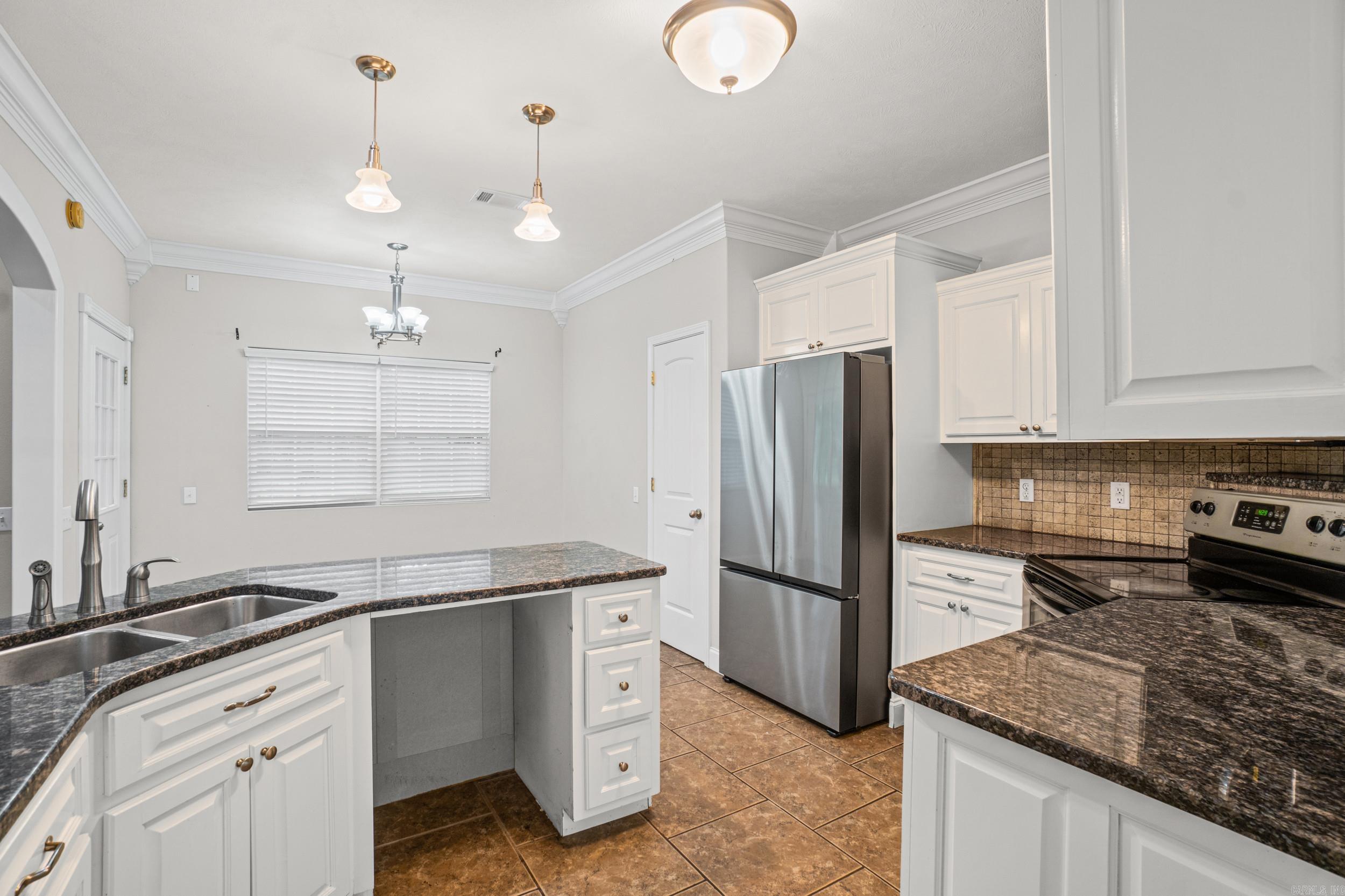 CLUB WEST ESTATES - Residential