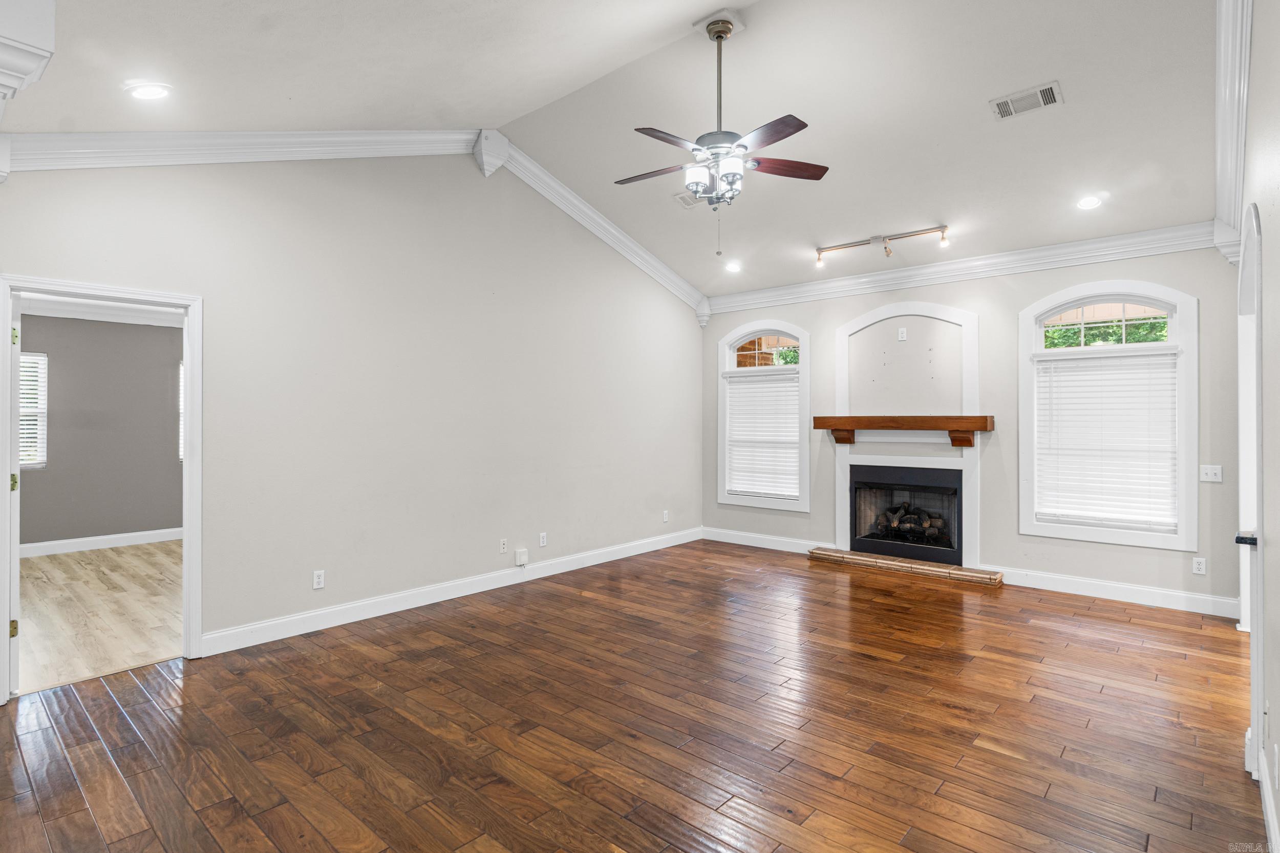CLUB WEST ESTATES - Residential