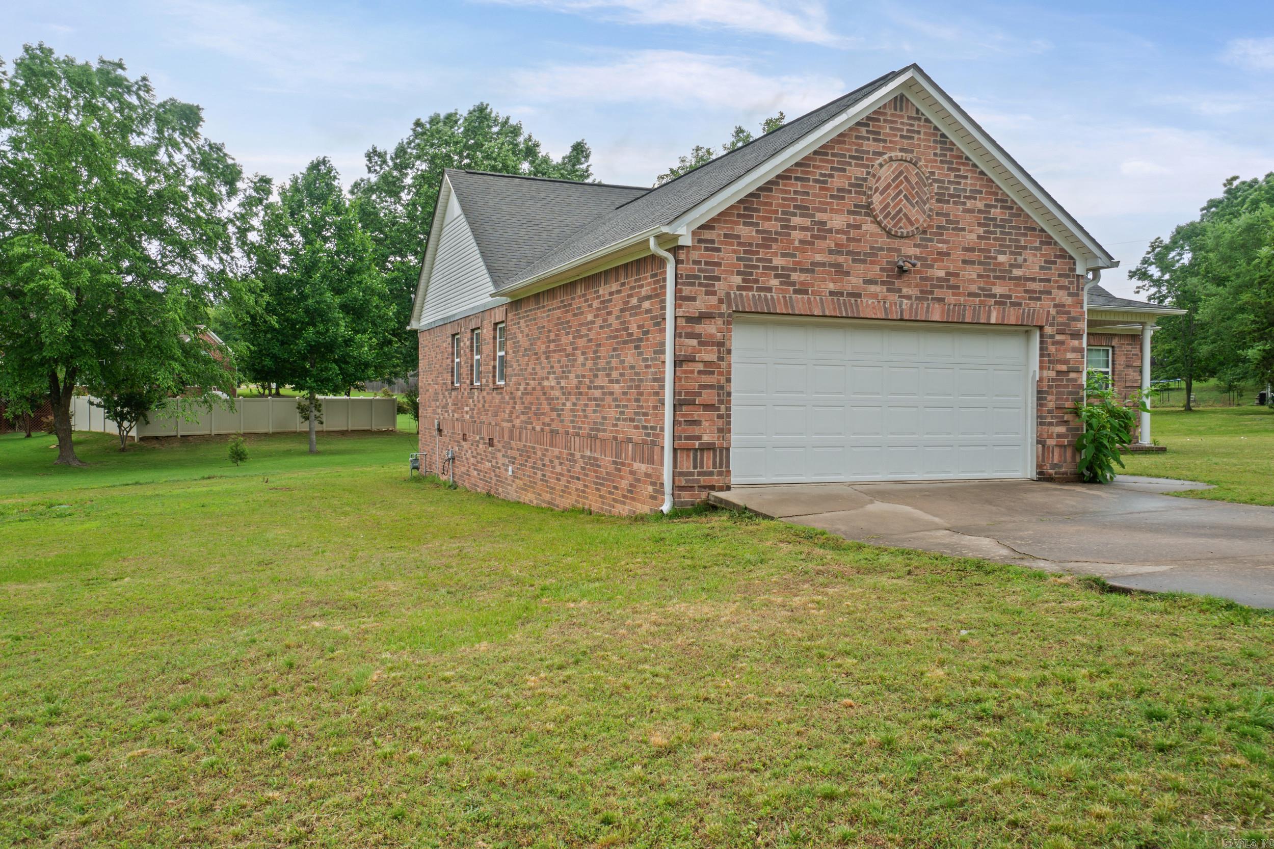 CLUB WEST ESTATES - Residential