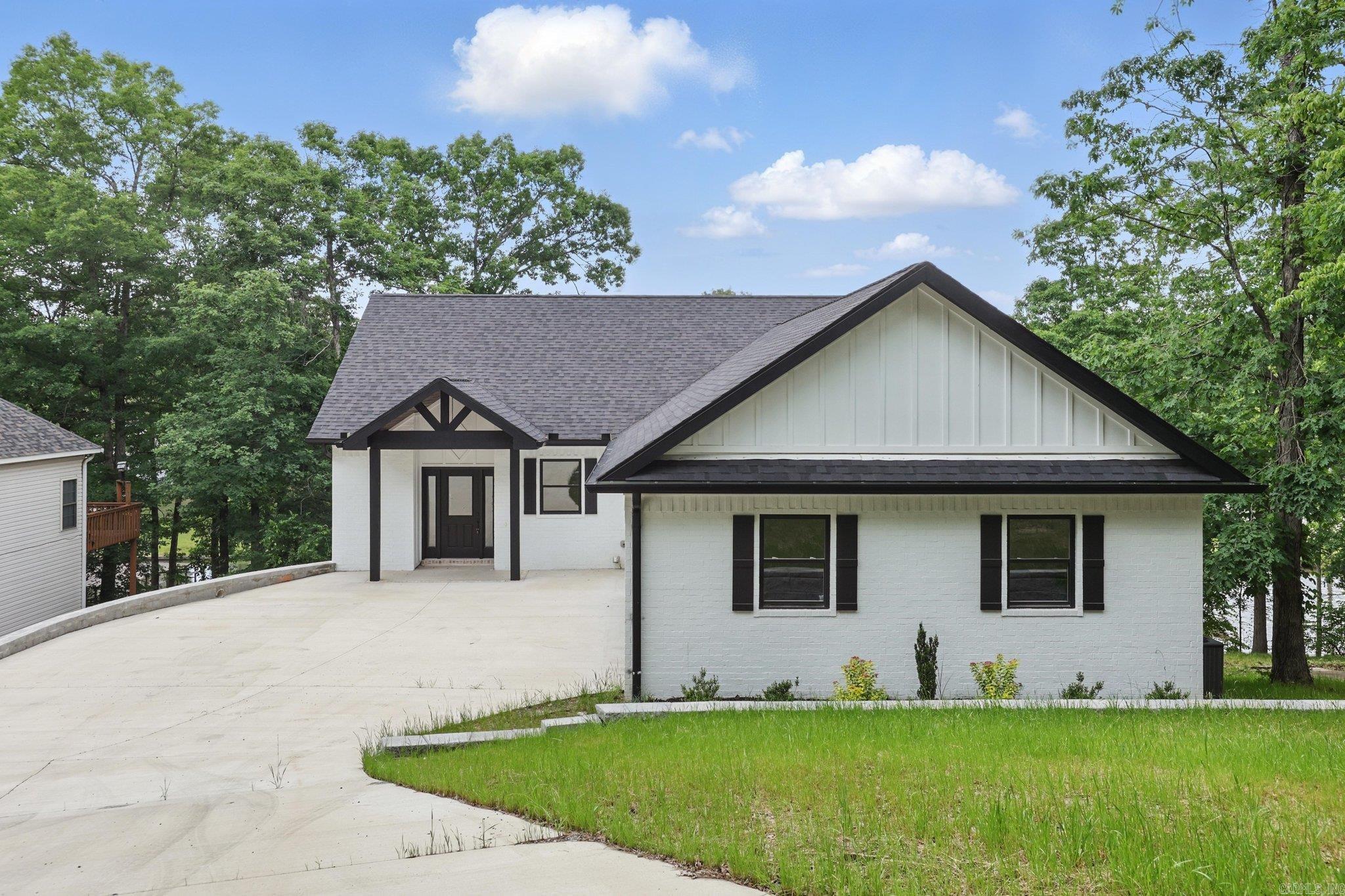 DIAMONDHEAD A - Residential