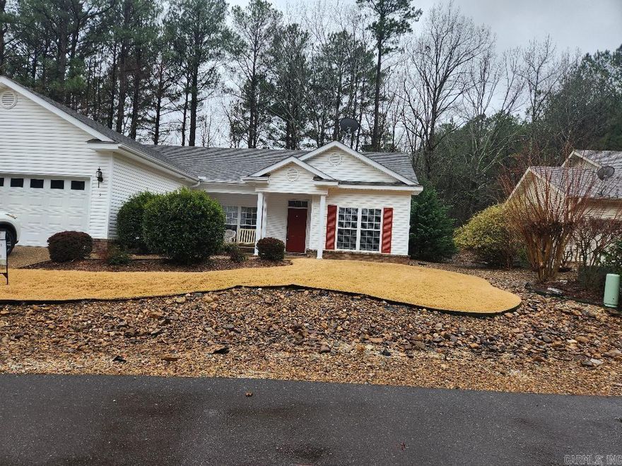 Great home with clubhouse and fitness area. Outside maintenance is handled for you. Great kitchen with pantry. Nice master bath and bedroom. Need to put this on your list to see.