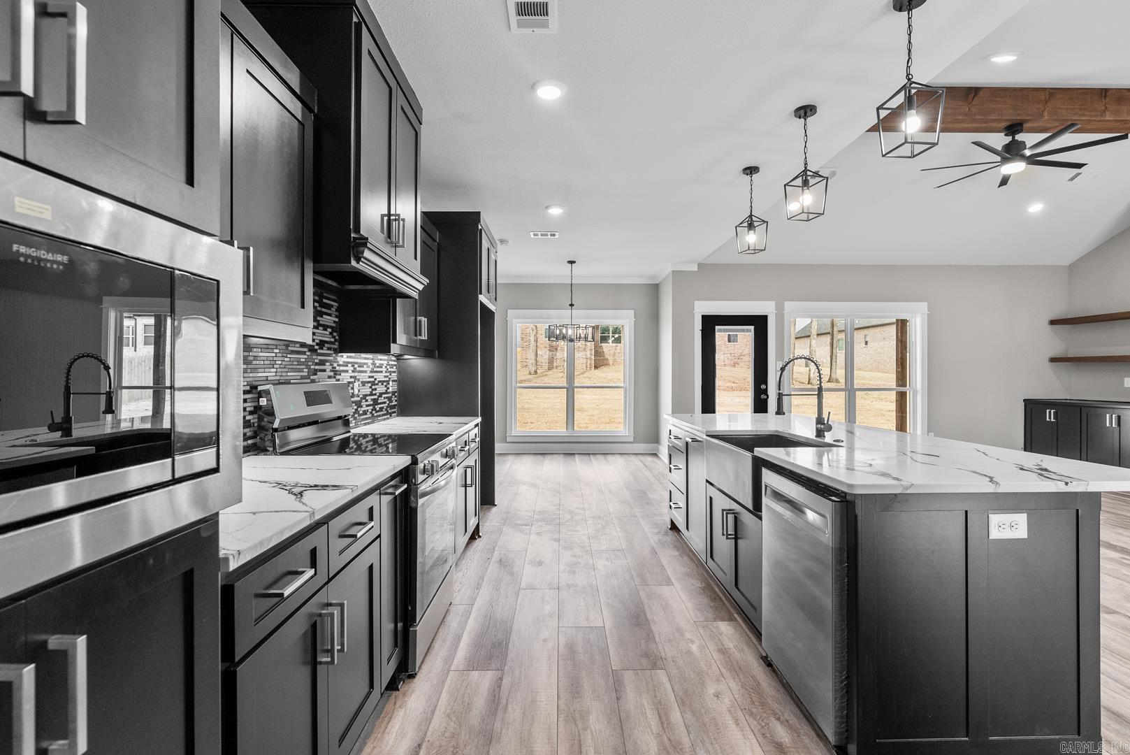 HIDDEN VALLEY ESTATES - Residential