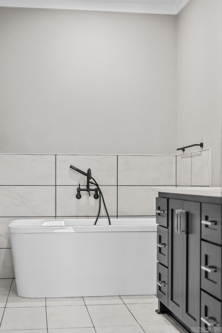 HIDDEN VALLEY ESTATES - Residential