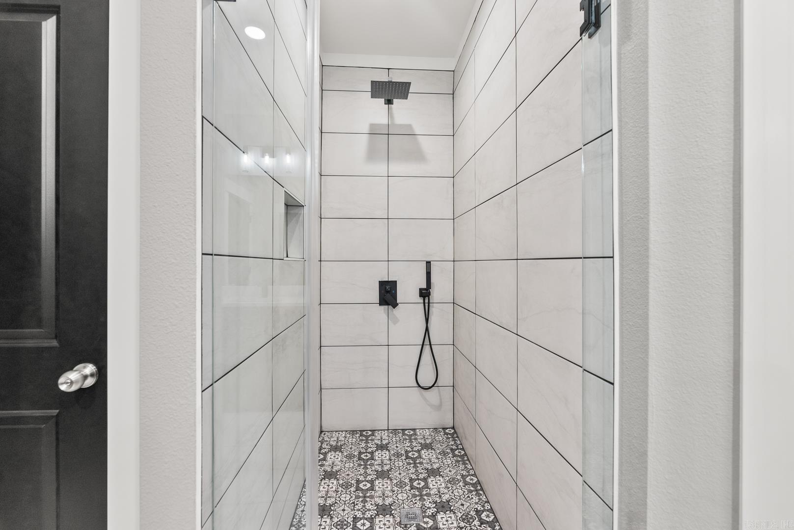 HIDDEN VALLEY ESTATES - Residential