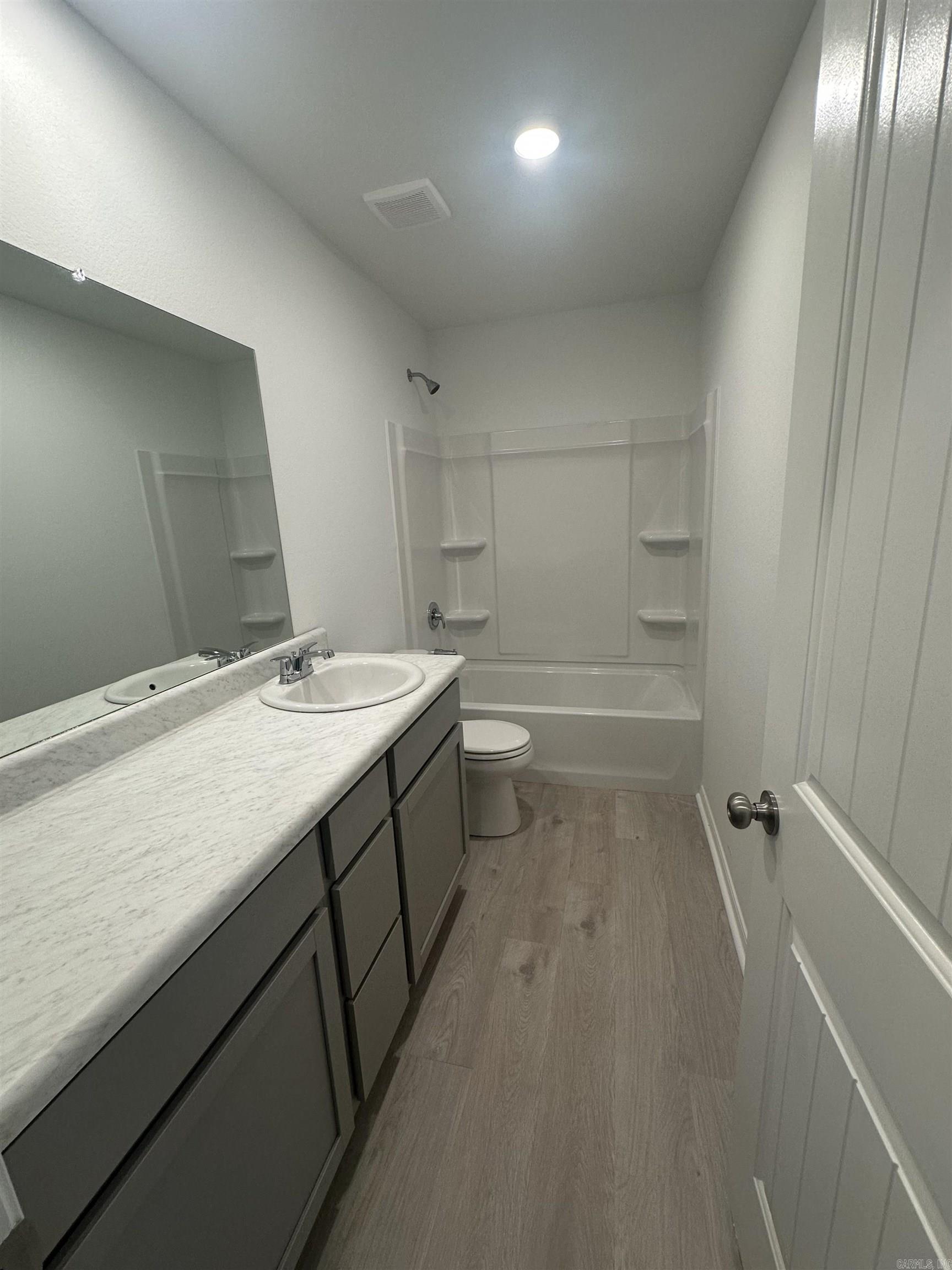 THE MEADOWS - Residential