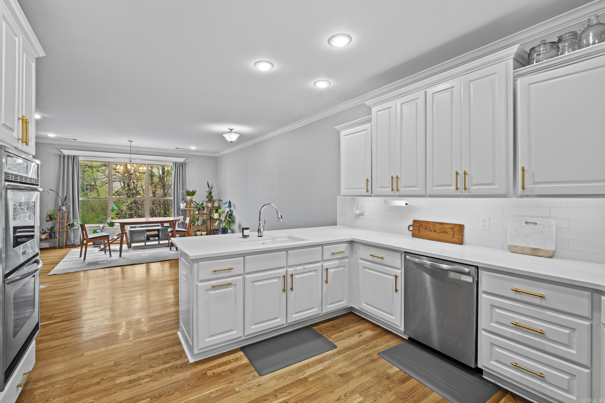 THE VILLAGES OF WELLINGTON - Residential