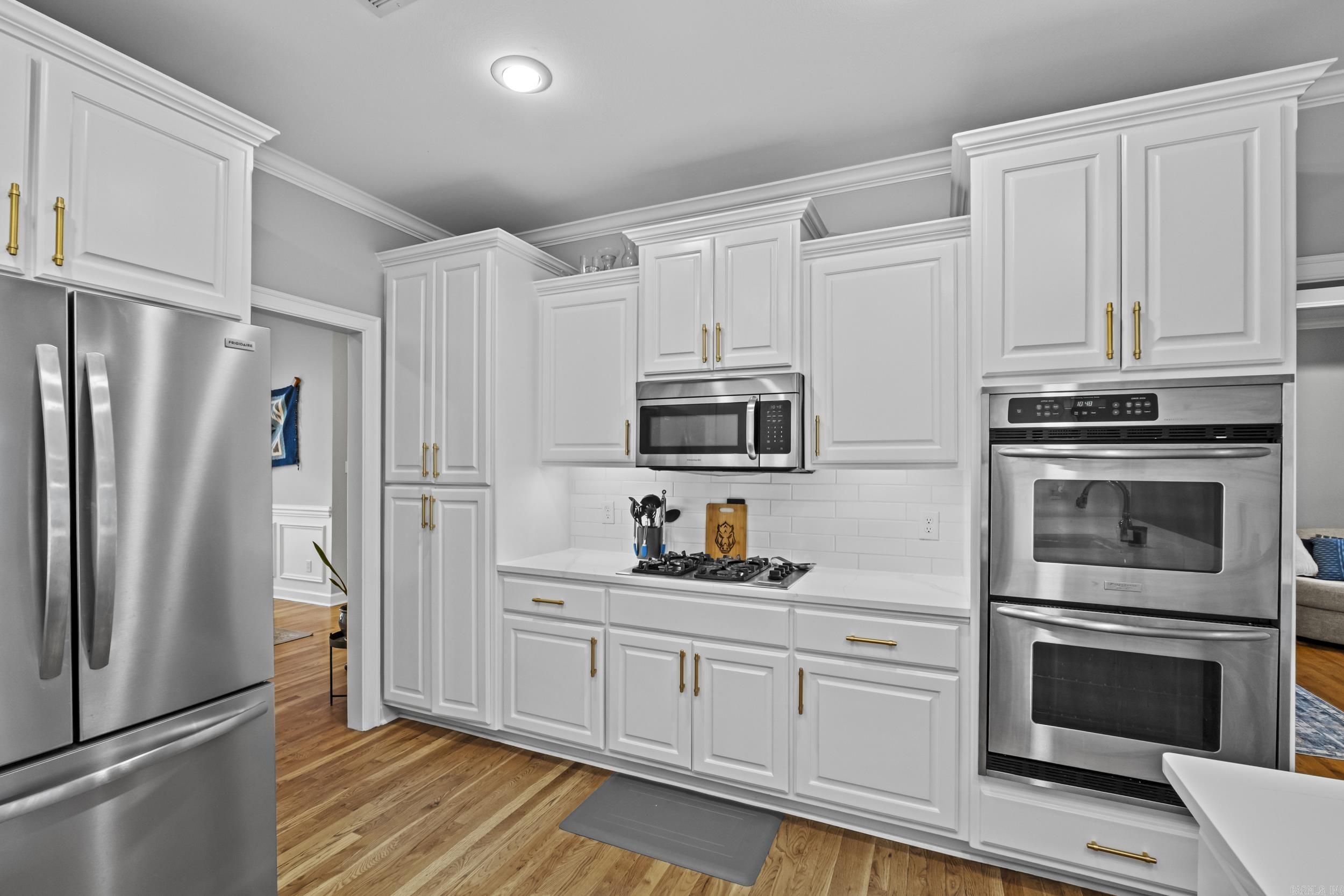 THE VILLAGES OF WELLINGTON - Residential