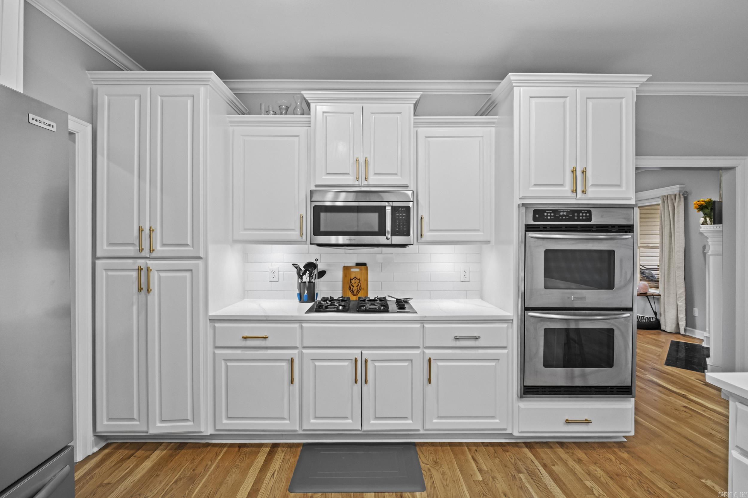 THE VILLAGES OF WELLINGTON - Residential