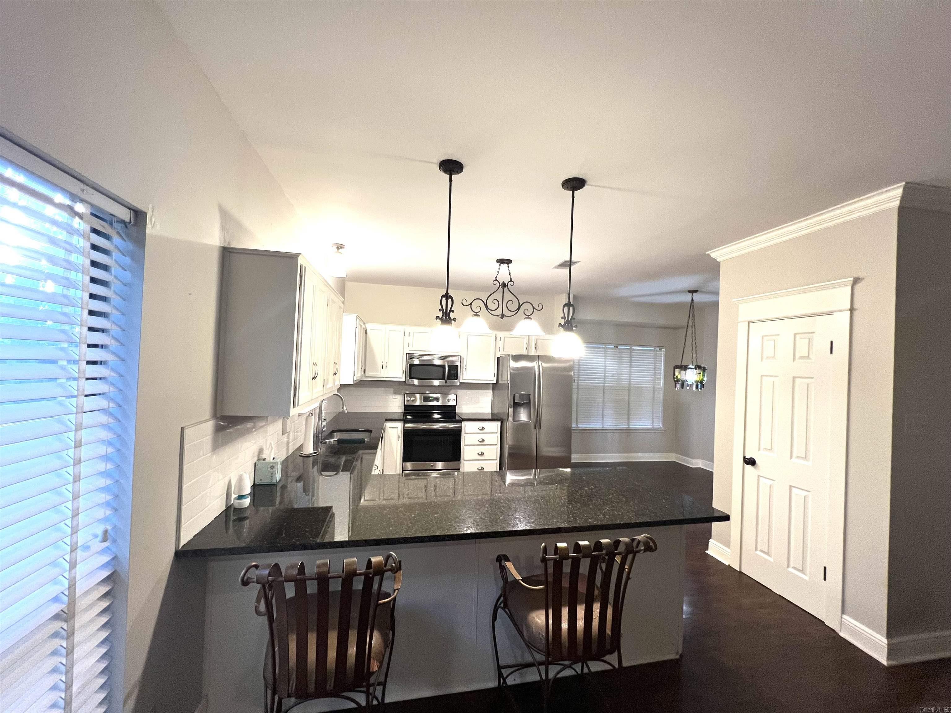 VICTORIA PL TO CRYSTAL HILL - Residential