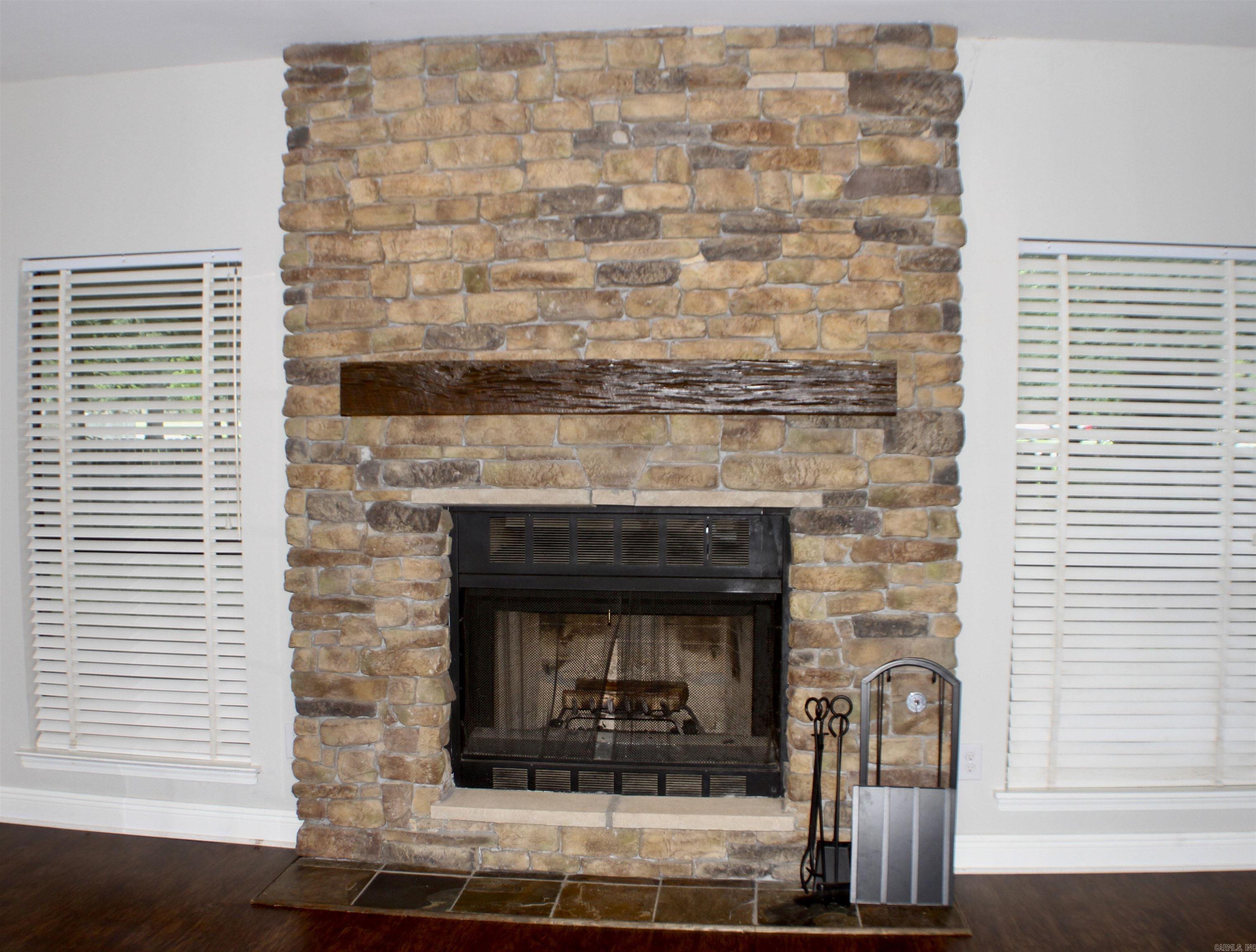 VICTORIA PL TO CRYSTAL HILL - Residential