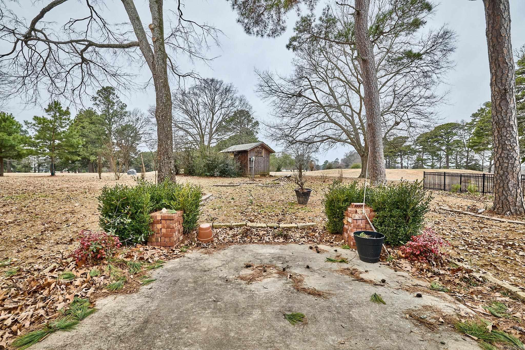 LONGHILLS VILLAGE - Residential