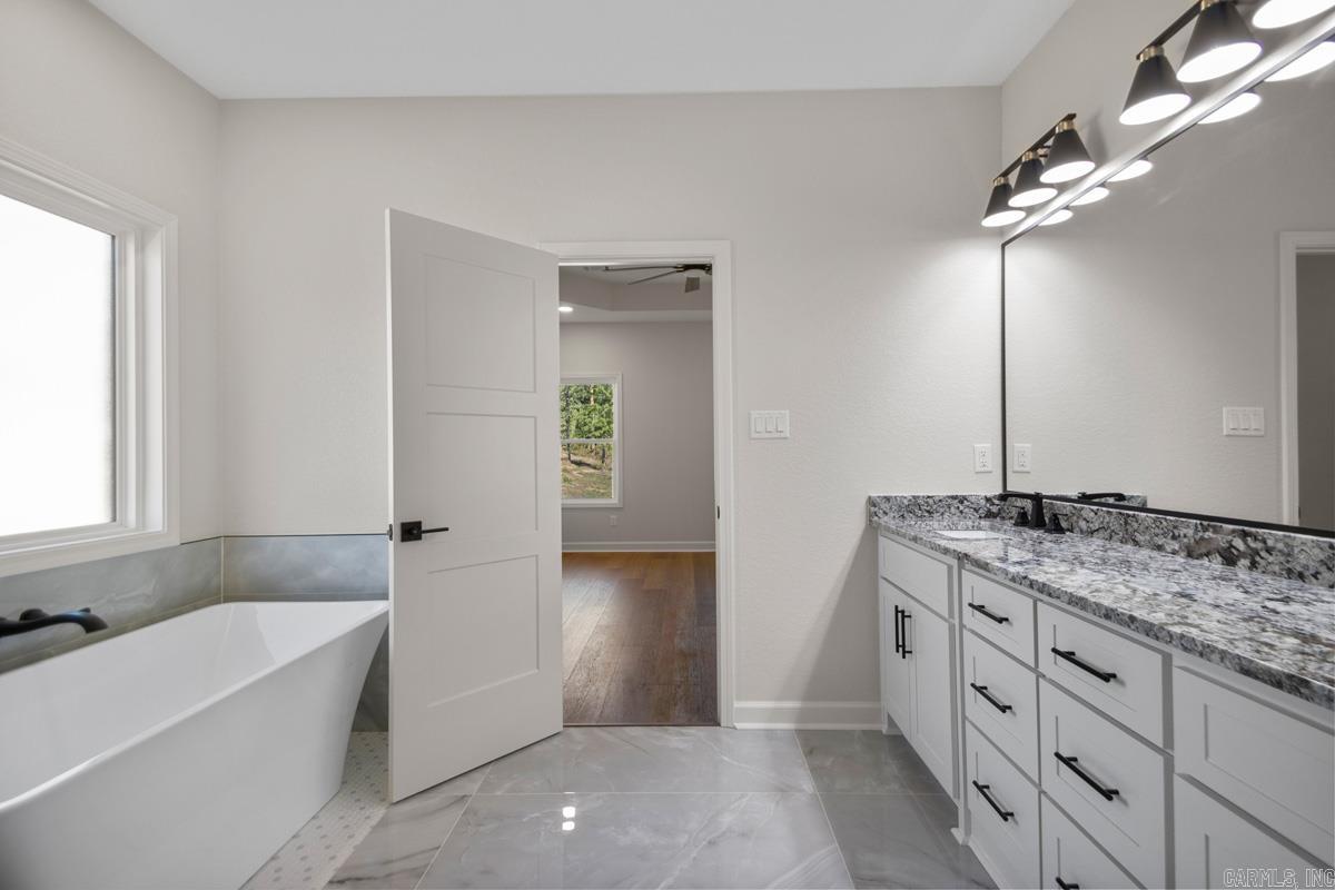 WINCHESTER ESTATES - Residential