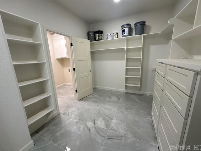 WINCHESTER ESTATES - Residential