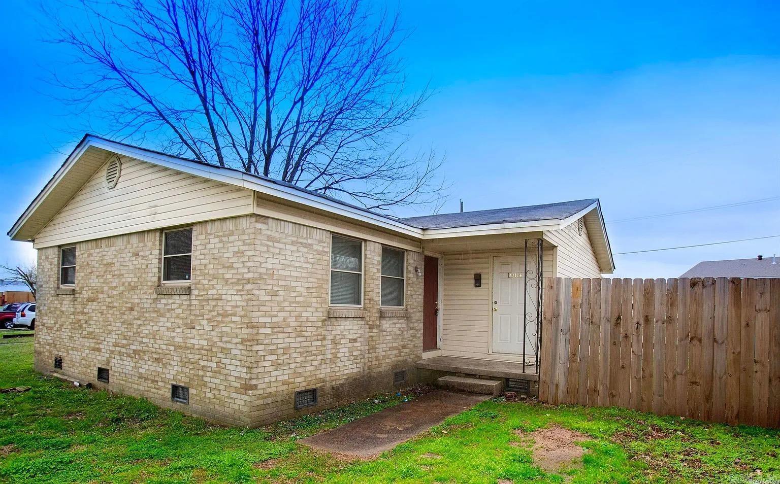 Investment Opportunity! Already cash flowing! Agents see remarks.