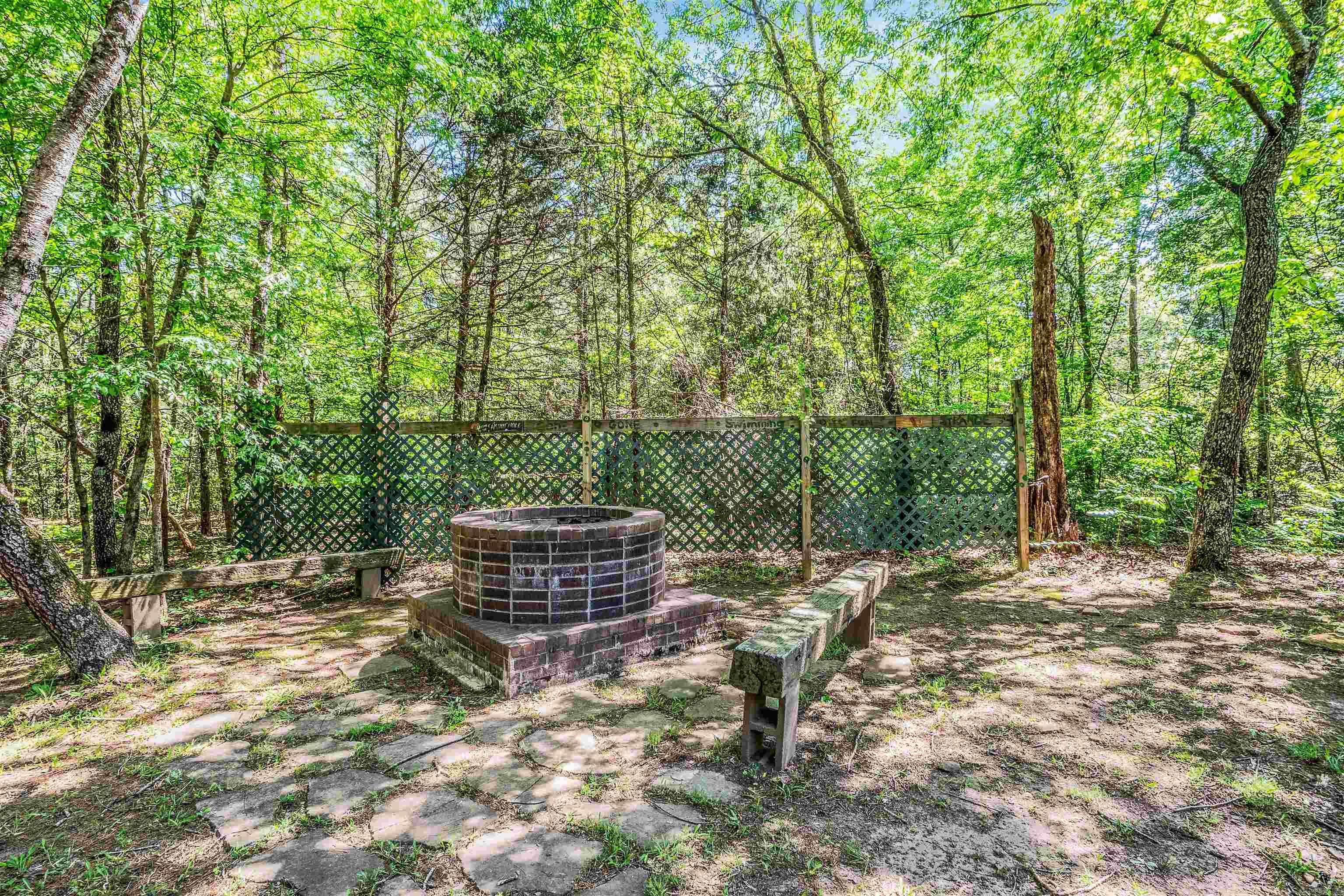 SILLS PENINSULA - Residential