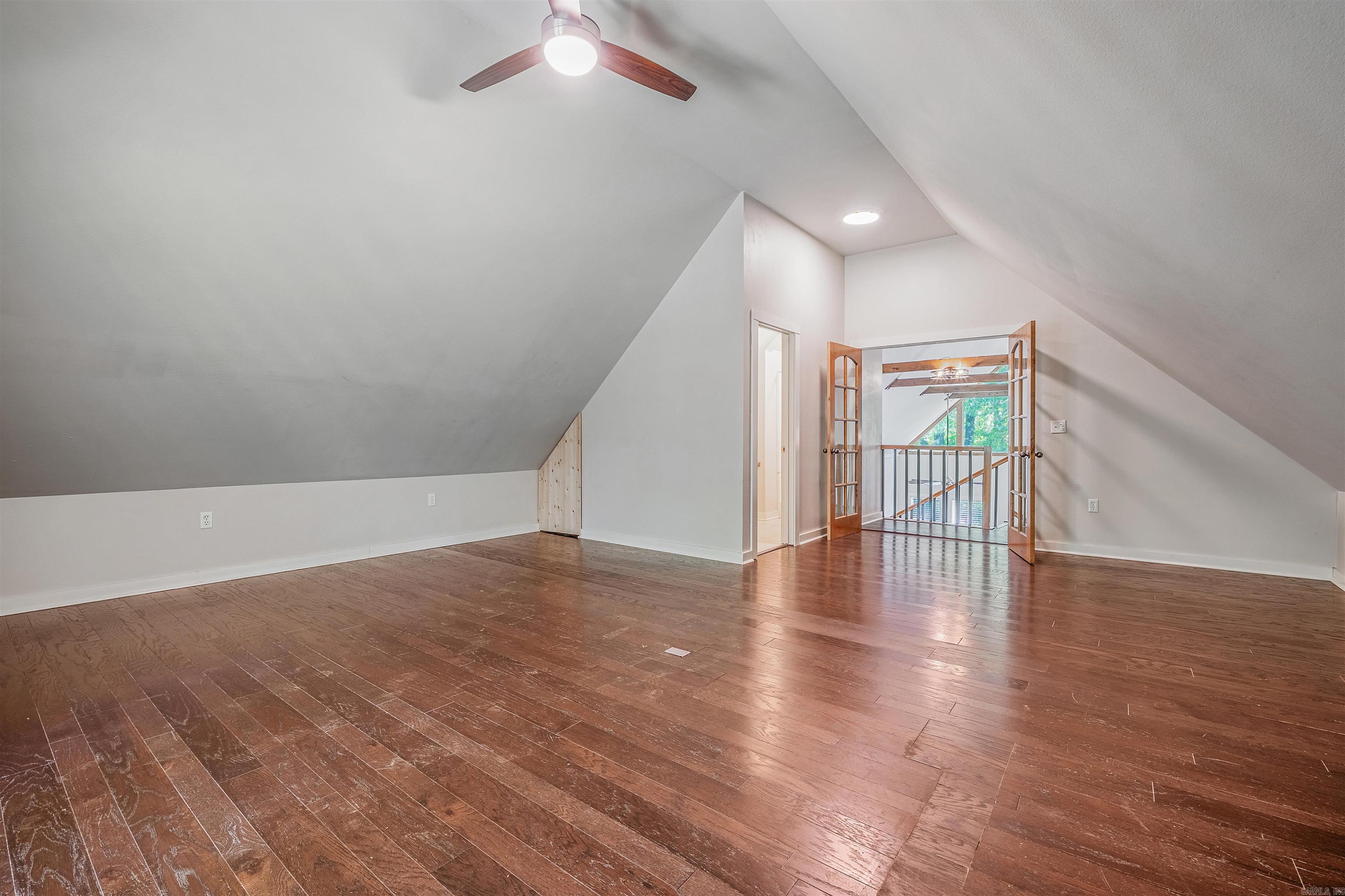 SILLS PENINSULA - Residential