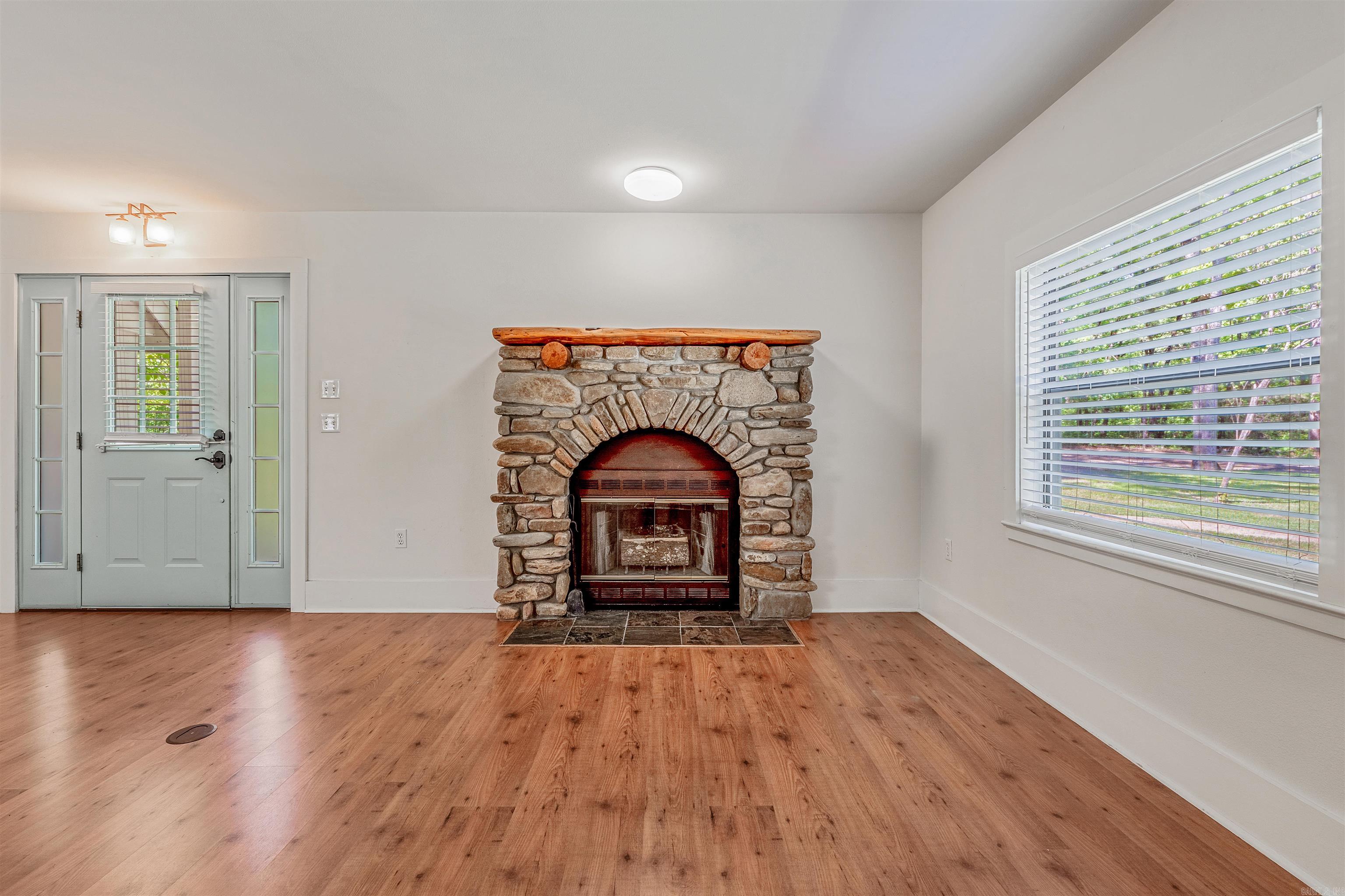 SILLS PENINSULA - Residential