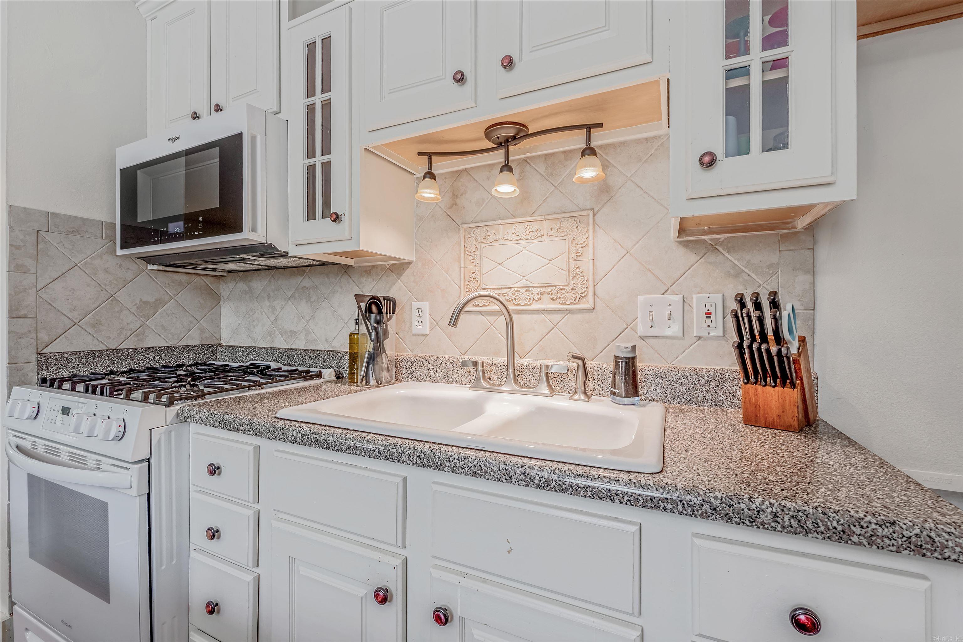 SILLS PENINSULA - Residential